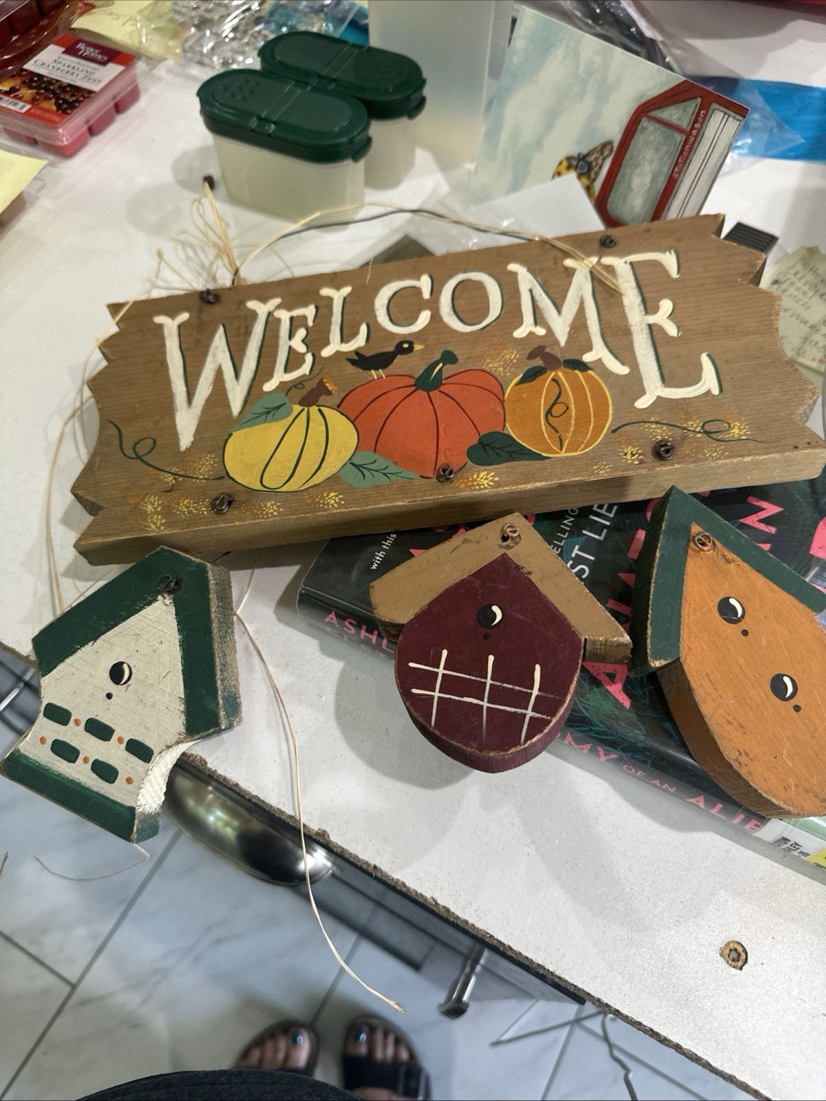 Vtg. Welcome Sign Wooden Fall Autumn Handmade Mexico Signed 1997 90s Decor