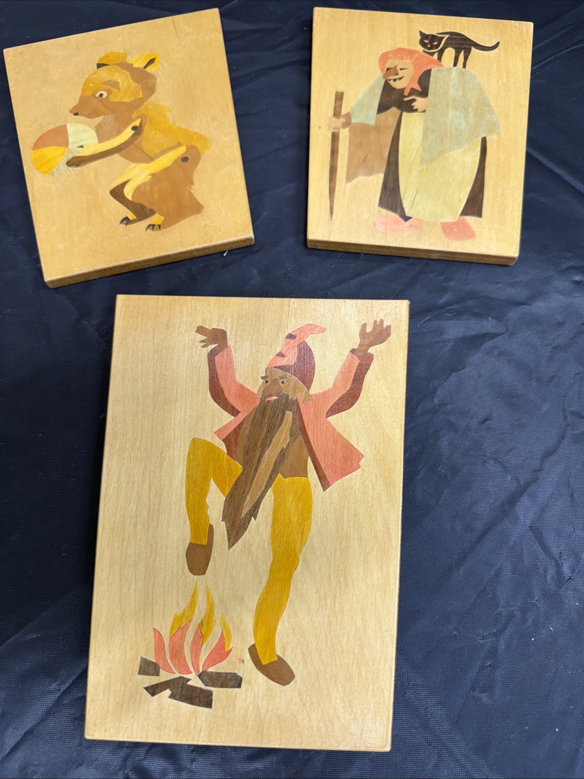 marquetry Wood Inlay Picture Witch Cat Gnome Wall Plaque Snow White Rose Red ?