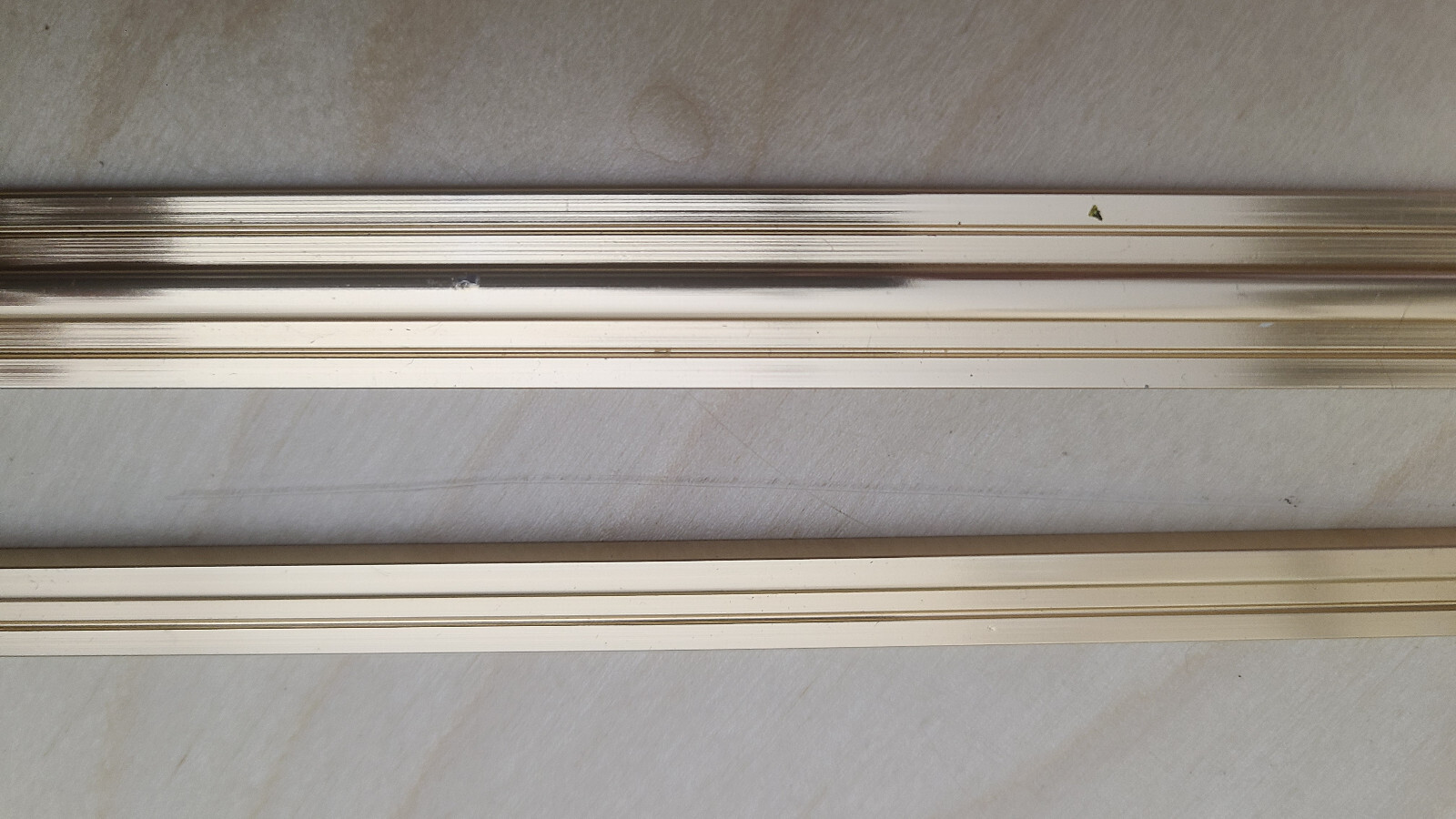Gravograph Multi Plate Sign Holders Gold Anodized 100 pcs
