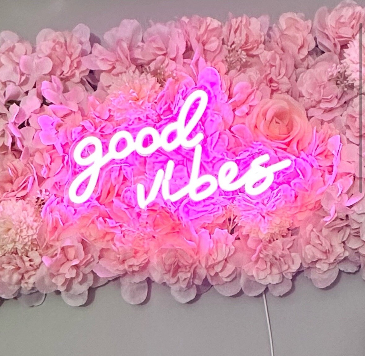 Floral Wall decor- “Good Vibes” Neon Pink Sign 46.5×13.5 Inch