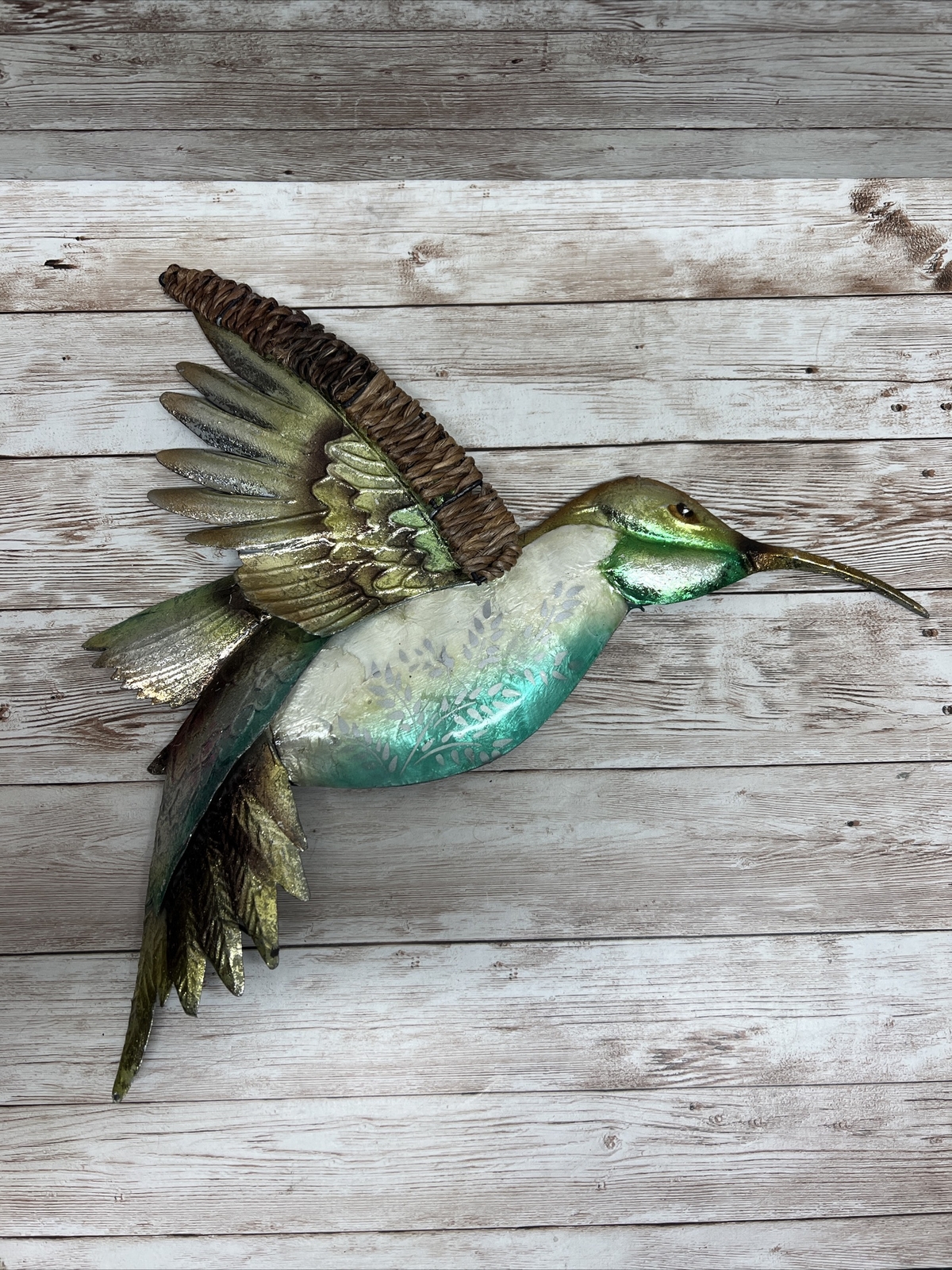 Beautiful Metal Foil Shiney Green Gold Weave Wing Hummingbird Wall Decor 13×10