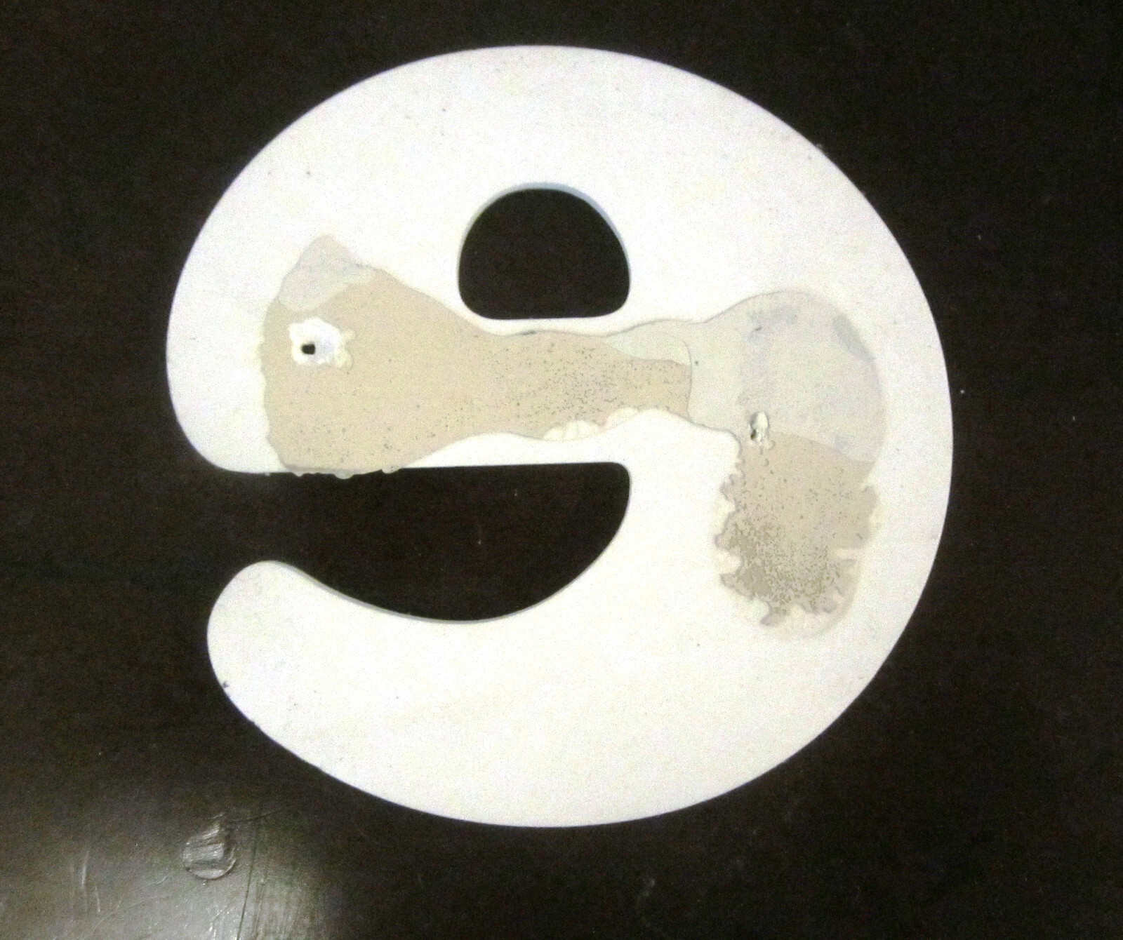 Medium Plastic Letters Indoor / Outdoor 6″ Paint able “e” 1/4″ Thick