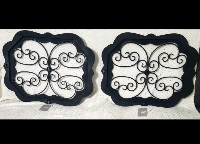 Metal/Wooden Black Wall Plaques frm Kirklands Home Decor, New w/ Tags Very Nice!