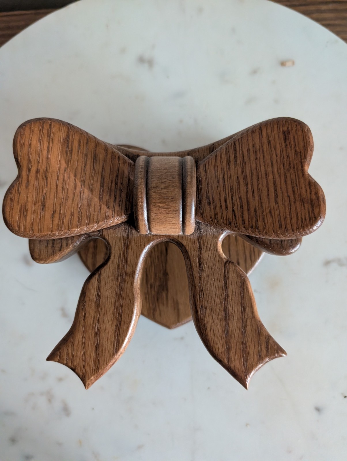 Vintage Solid Oak Wooden Bow Wall Plaque Decorative Country Farmhouse Wal