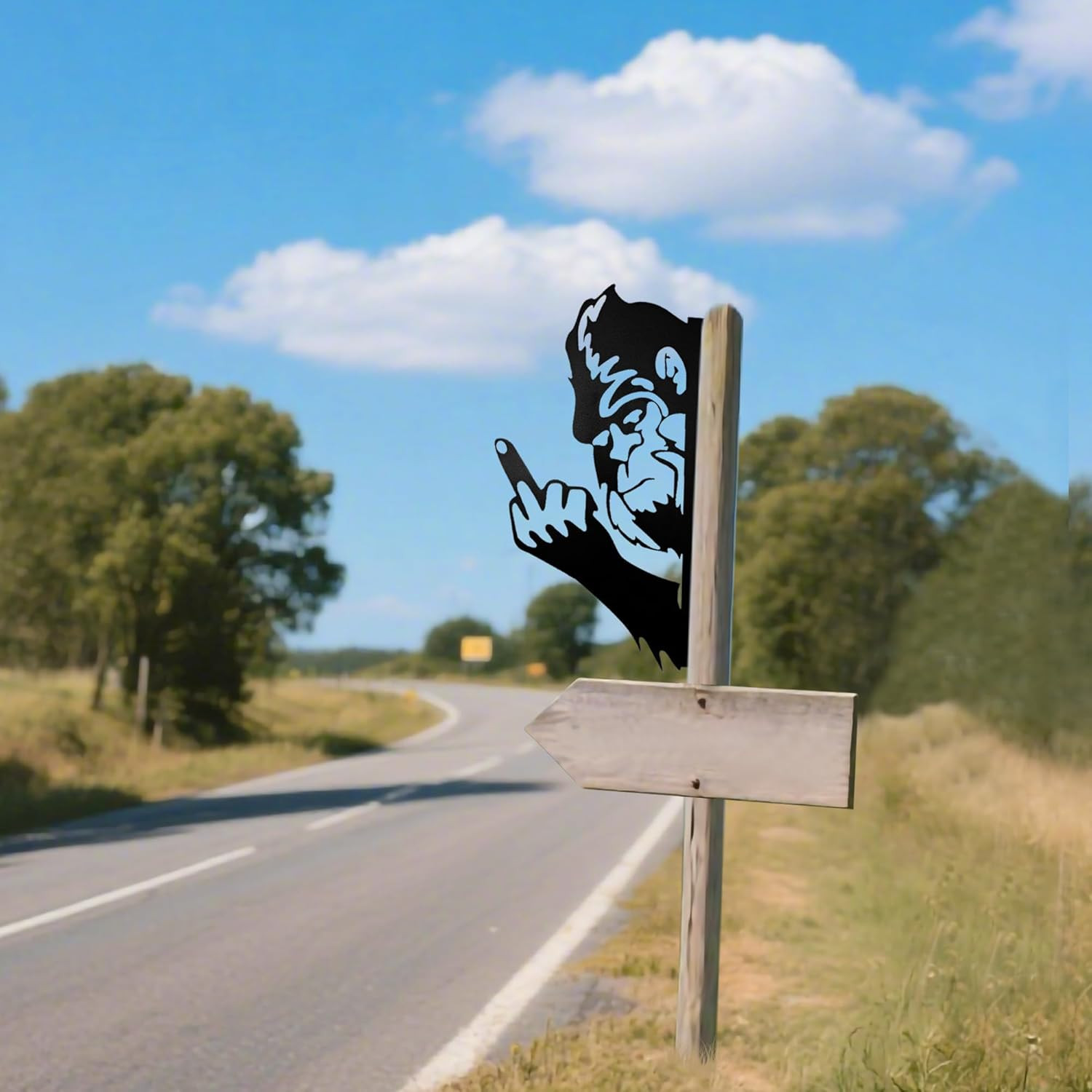 Bigfoot Middle Finger Metal Yard Sign – Funny Prank Decor, Peeking Sasquatch Tre
