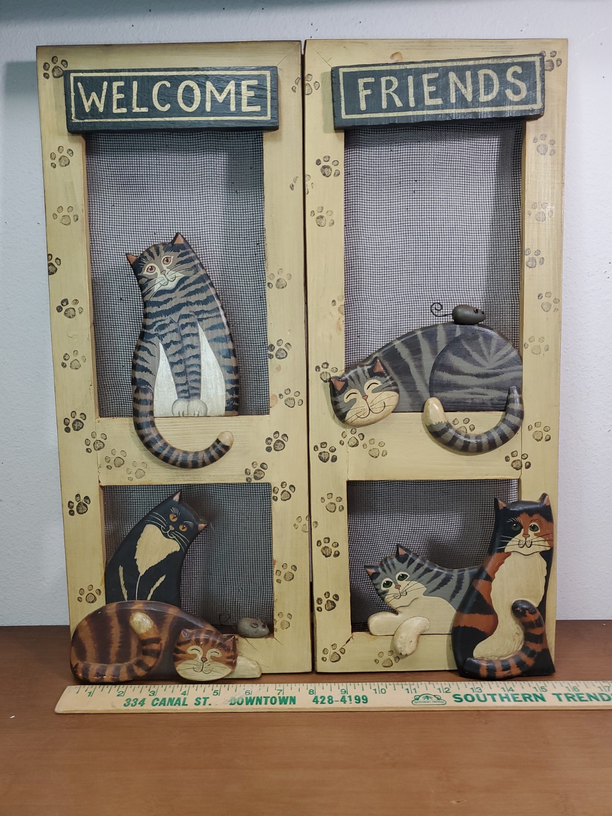 3 D Wood Welcome Sign 6 Cats Sitting-in-Window Rustic Farmhouse Tall 20 x 16″