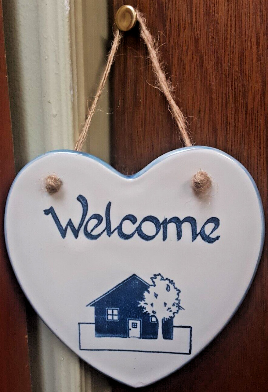 VTG Louisville Stoneware Kentucky ‘Welcome Home’ Heart Shaped Plaque Sign Decor