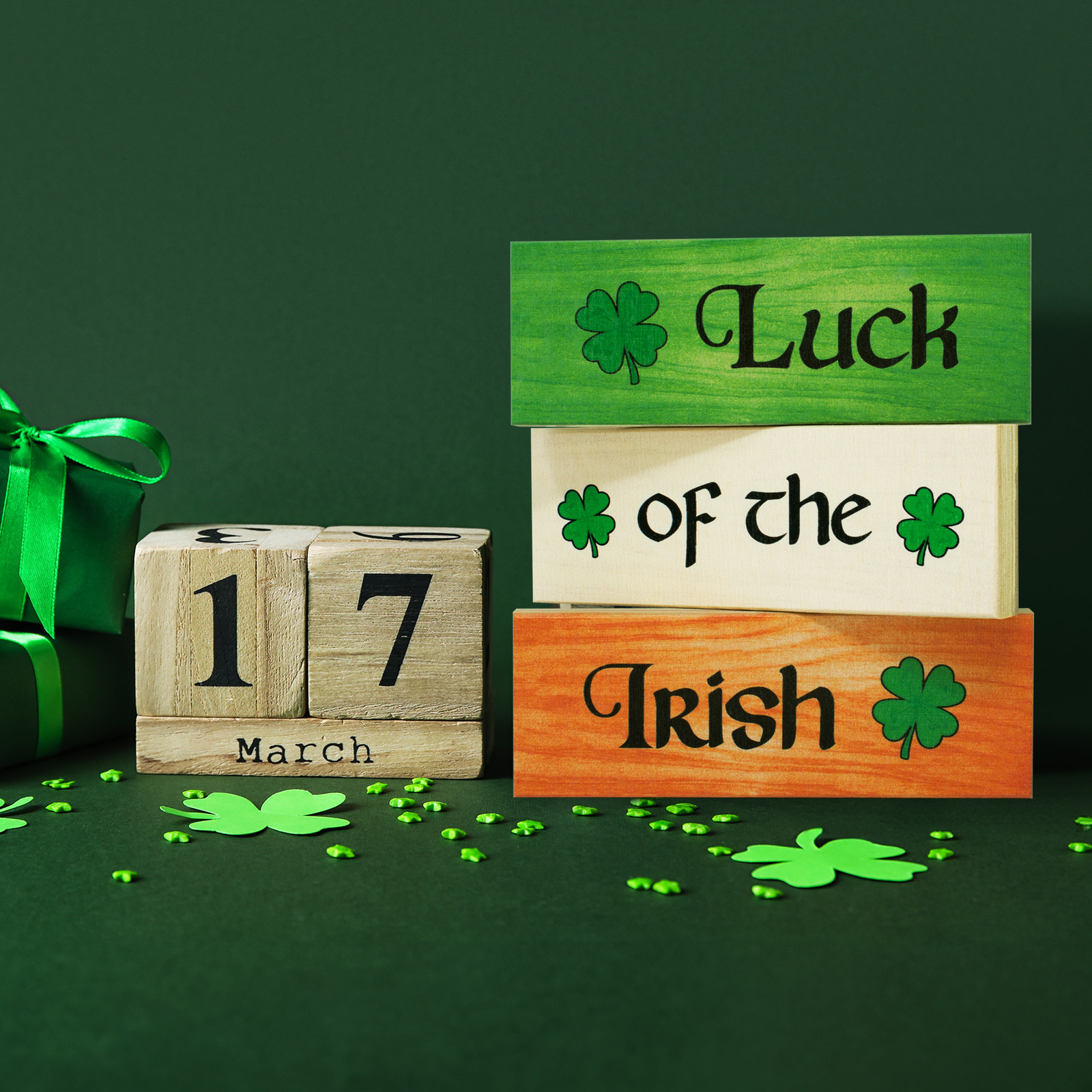 JennyGems St Patricks Day Decorations, Luck Of the Irish Mini Wood Block Signs