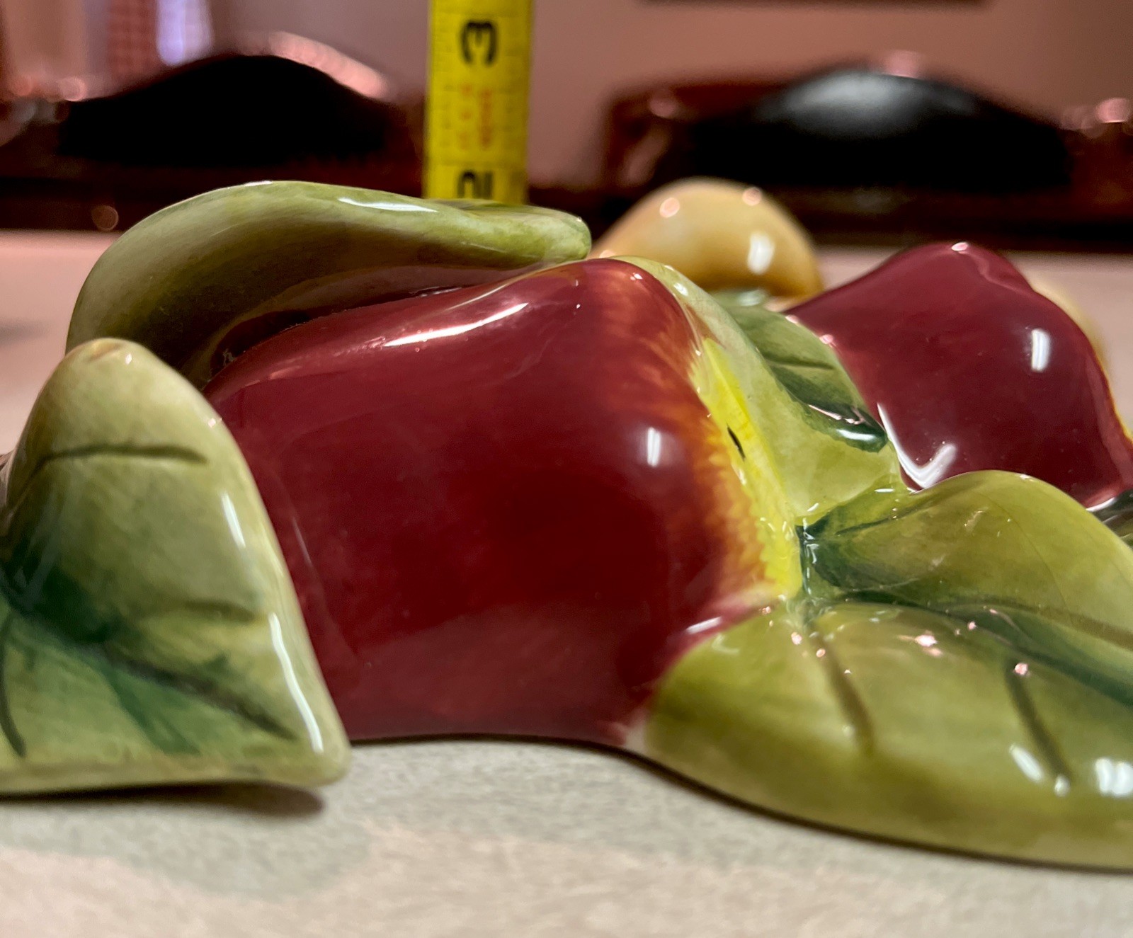 Pair Of Home Interiors Ceramic Fruit Hanging Wall Decor Plaques Apples & Pears