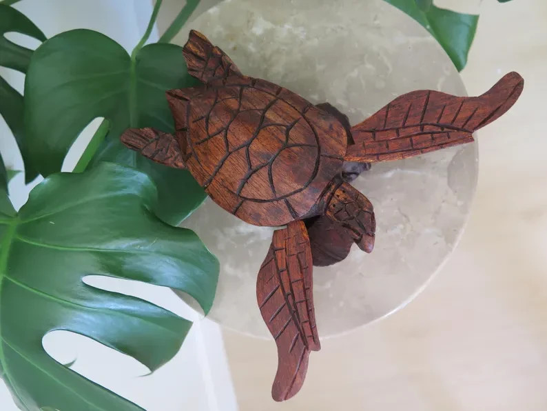 Hawaii Hand Made Solid Wood Polynesian 8″ Turtle Honu Swimming Coral Carving