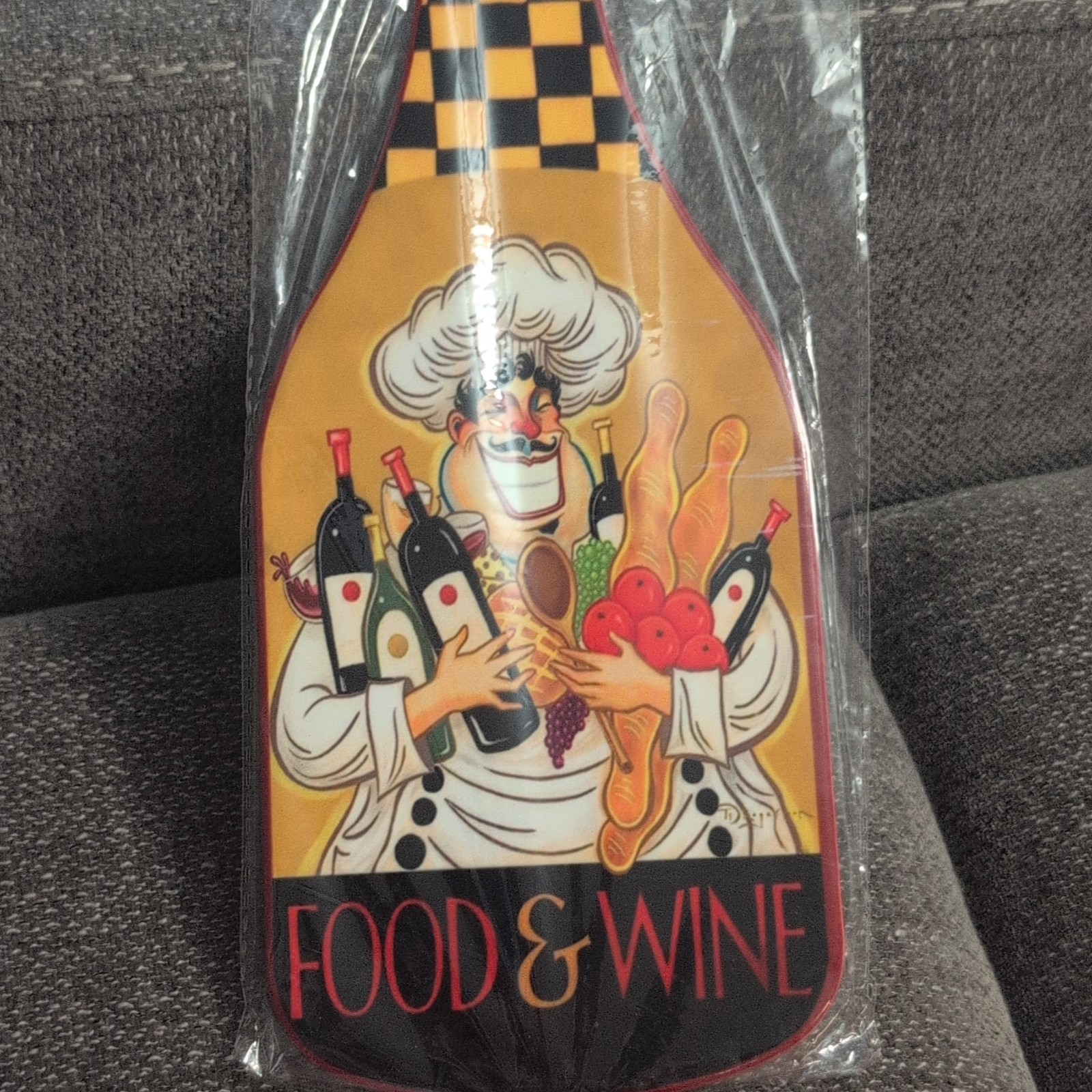 Food & Wine Bottle-Shaped Wood Plaque Vertical Kitchen Wall Decor Graphic Print