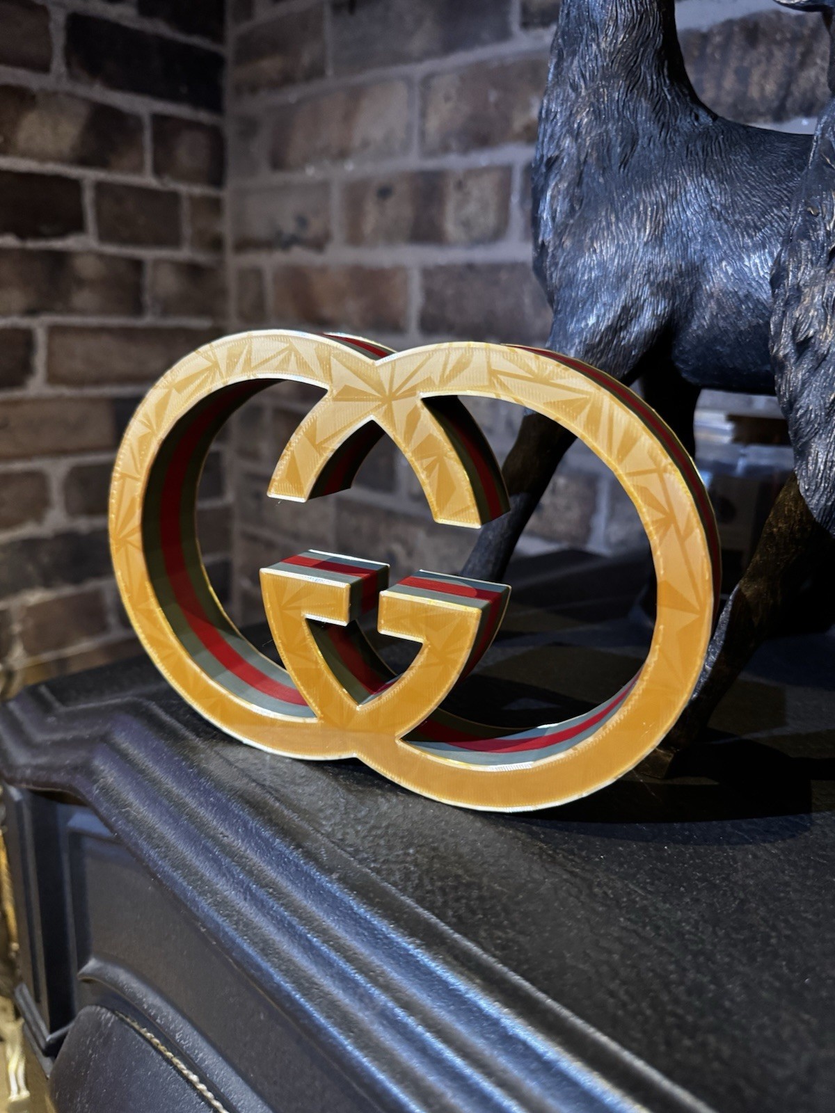 Gucci Sign – For Man Cave, Bar, Garage, Bedroom, Office | 18cm x 14cm.
