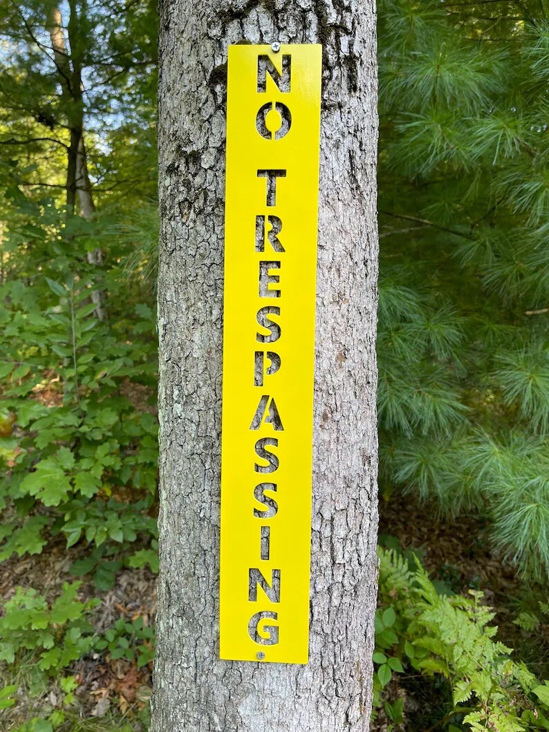 Steel Powder coated No Trespassing Sign , Metal No Trespass Sign Vertical.