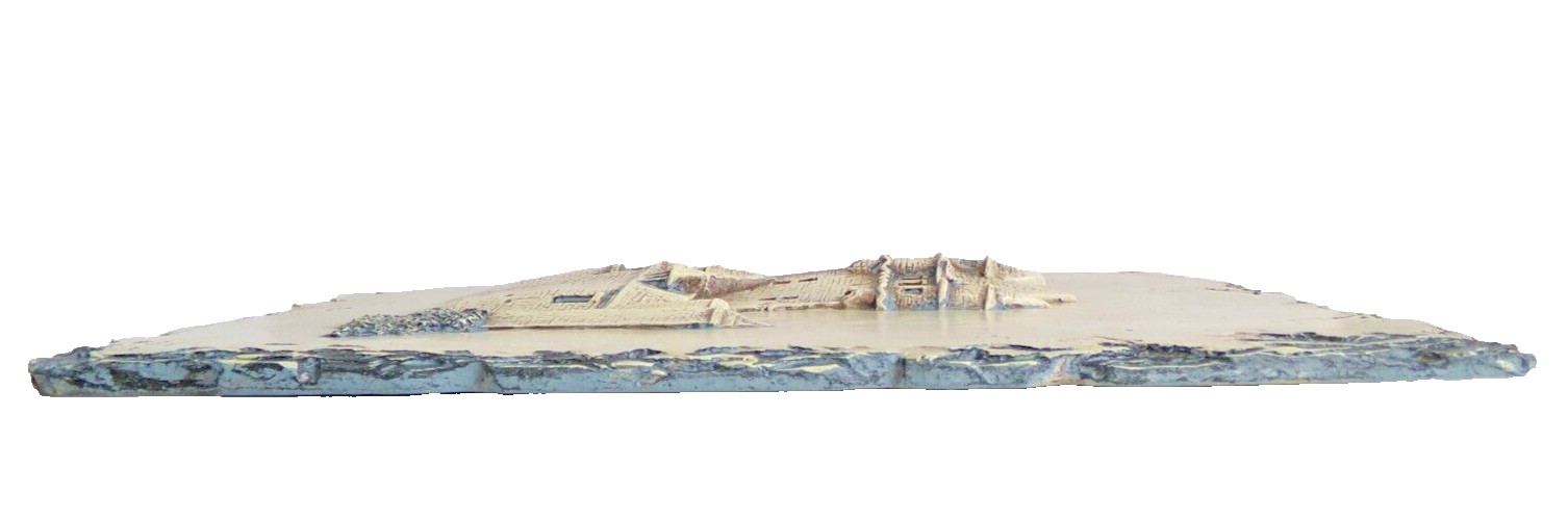 Decoline Hand Painted 3D Resin Plaque Hanging Castle, Wall Art 13.25″, Set of 2