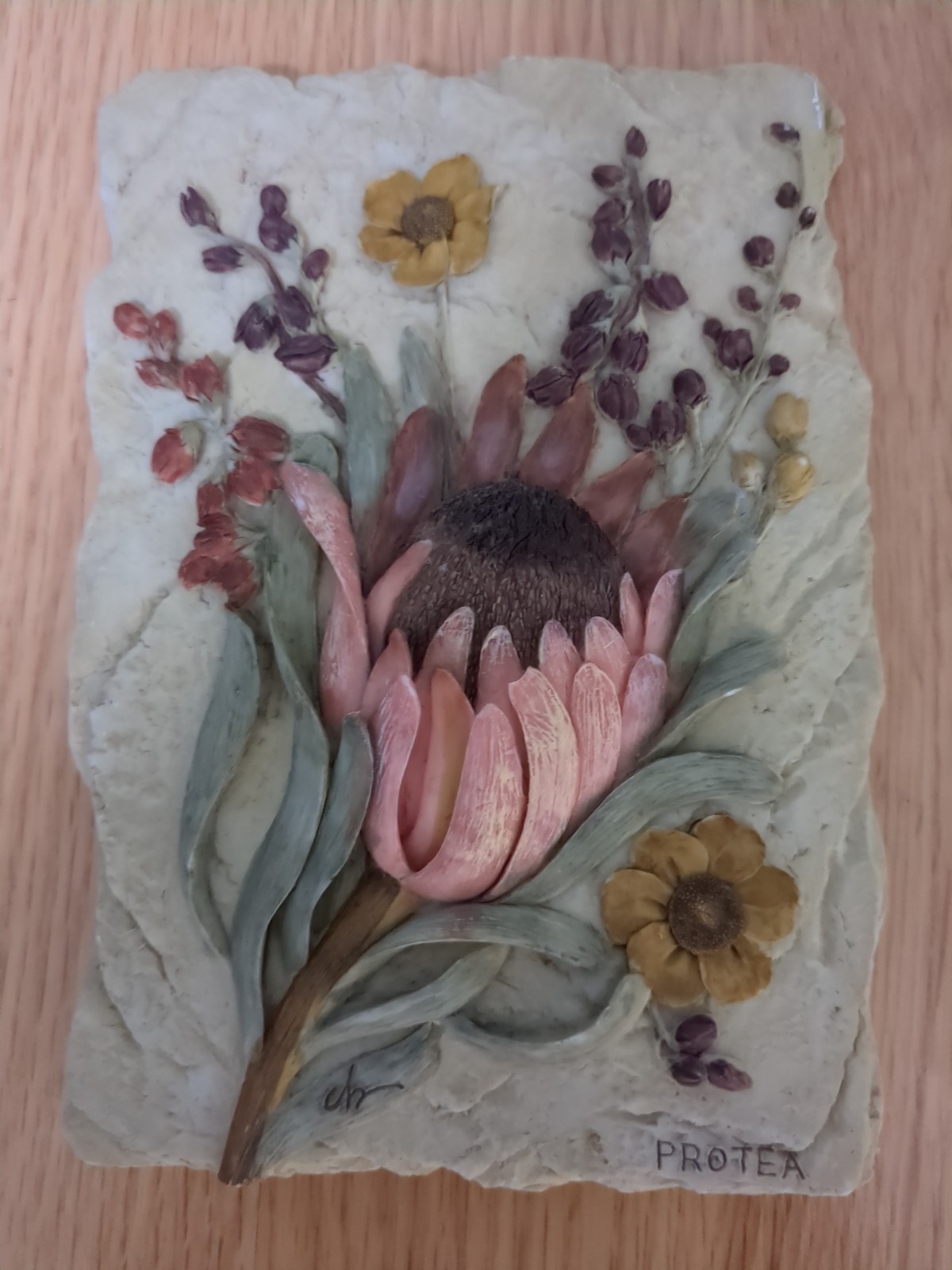 Set of 2 VTG floral Wall Plaques Art 3D Cynara And Protea flowers indoor/outdoor