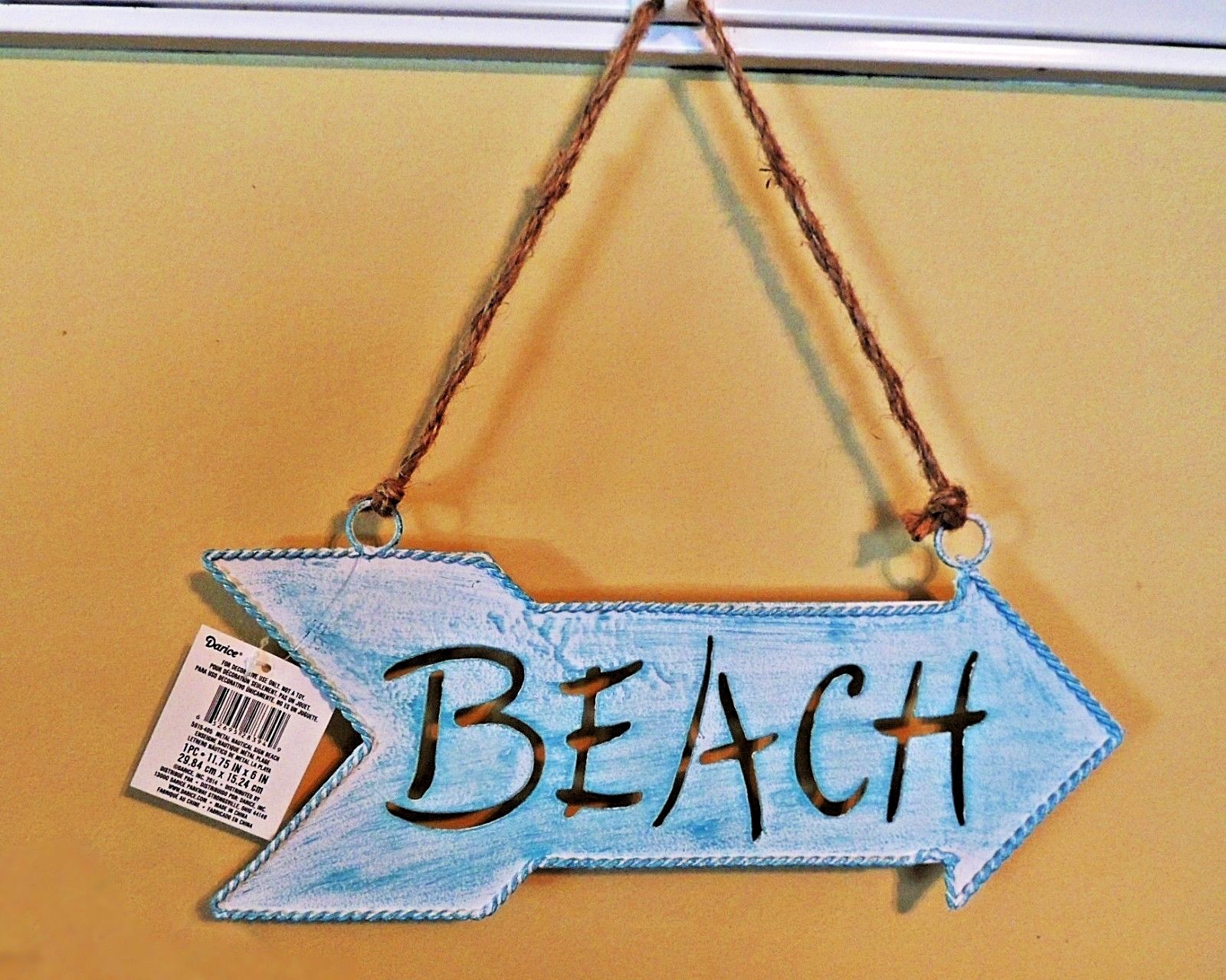 RUSTIC NAUTICAL BLUE BEACH SIGN 11.75″ X 6″ HANGING DIRECTION ARROW METAL DECOR