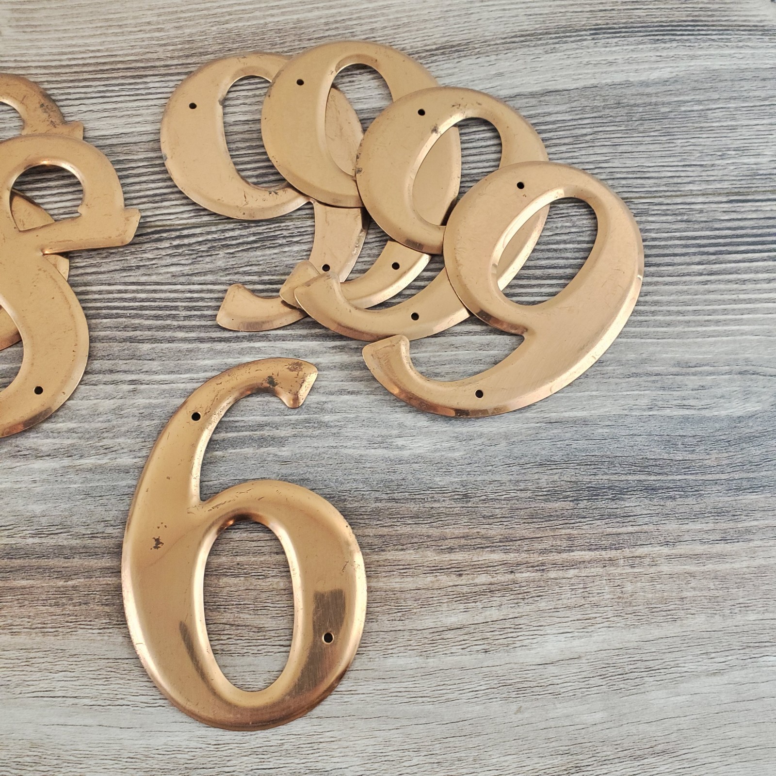 25 pc lot 3.5″ Bronze VTG House Address Numbers 1/2, 3, 4, 6 or 9, 7, 8 +Nails