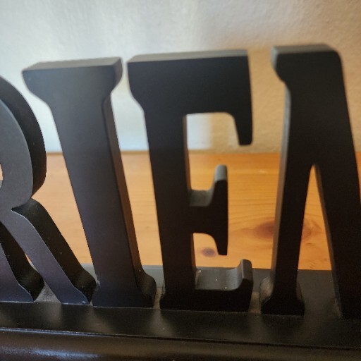 FRIENDS Wooden Sign Room Decoration Black Hanging Wall Art Home Counter Top