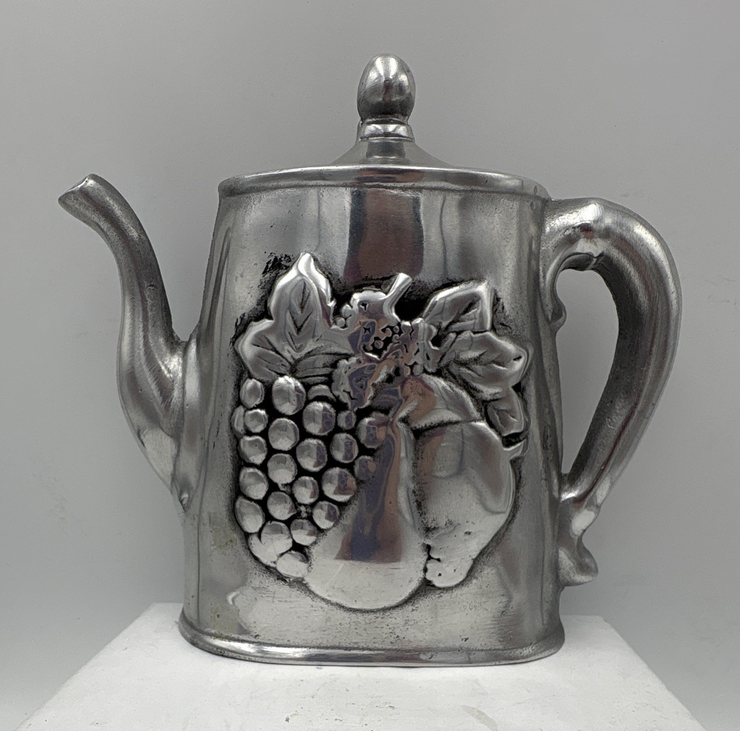 Silver Polished Metal Wall decor, Embossed Fruit & Grapes Motif 6 oz