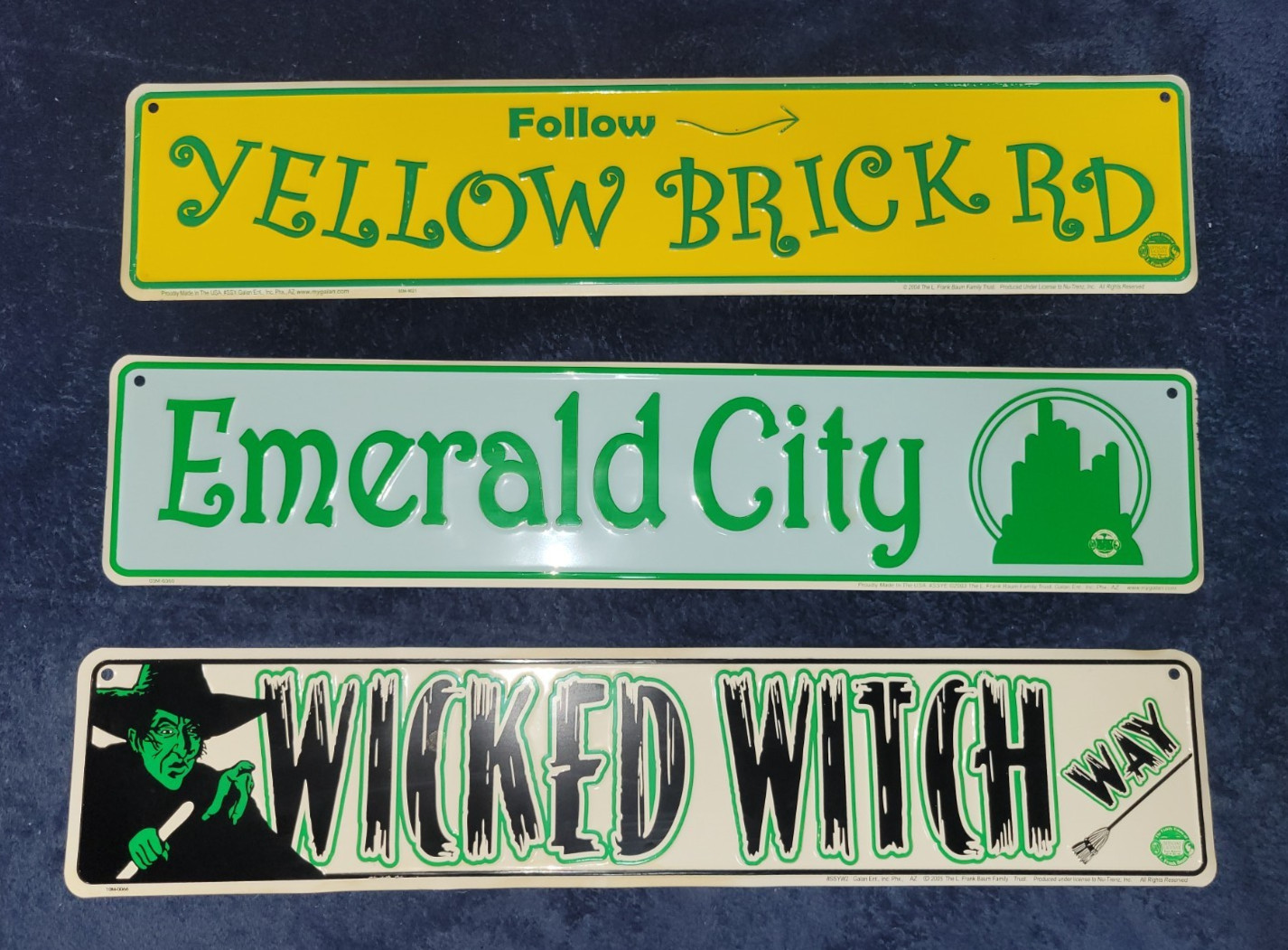 WIZARD OF OZ Lot of 3(24 inch) Street Sign Tin Yellow Brick Emerald City Witch