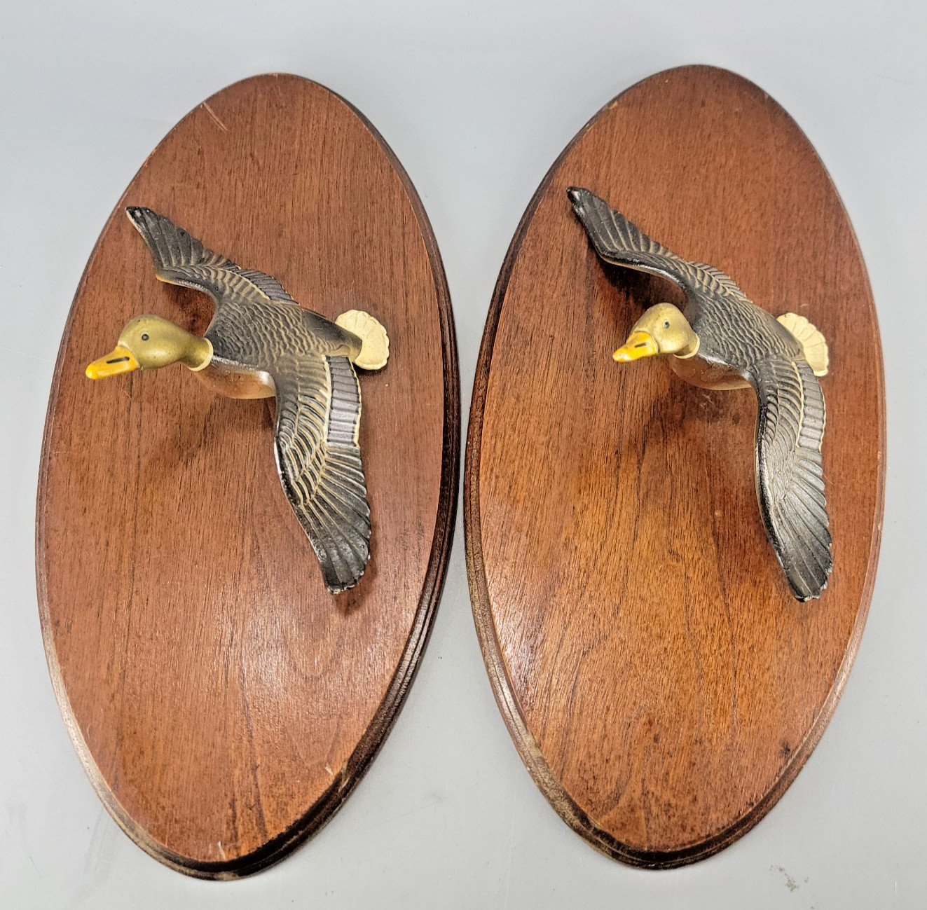 Set Whitehall Lifelike Products Mid-Century Medal Duck Plaque Hunting Outdoors