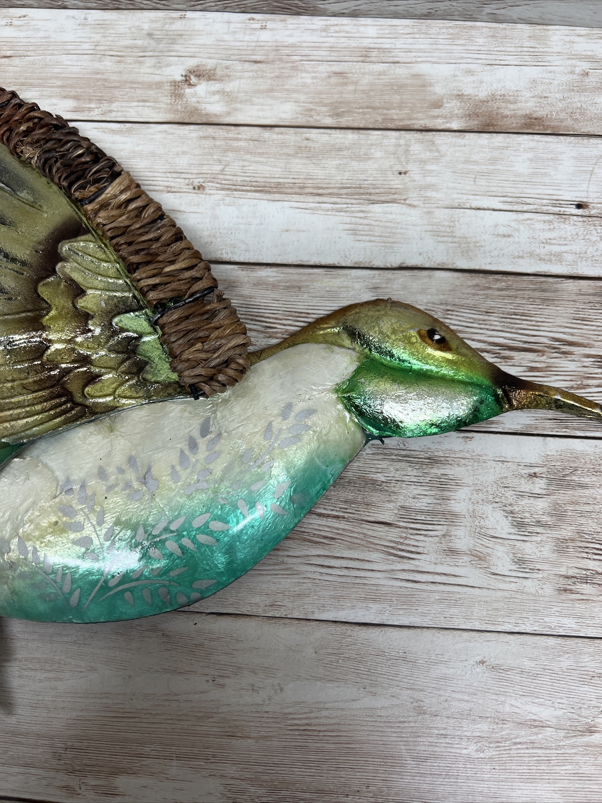 Beautiful Metal Foil Shiney Green Gold Weave Wing Hummingbird Wall Decor 13×10