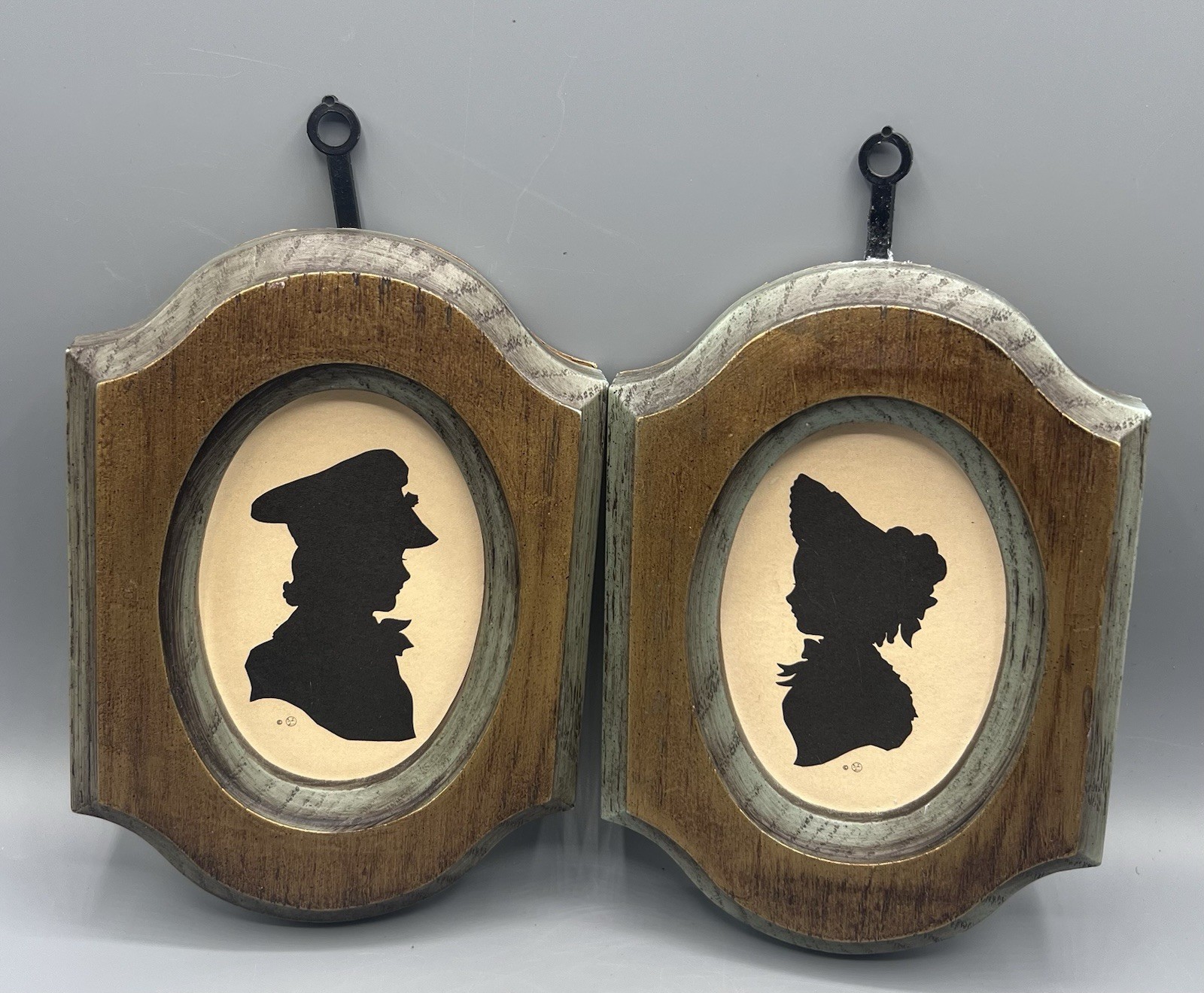 Vintage Silhouette Portraits ~ Pair