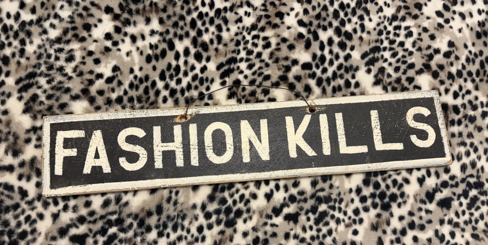 Brandy Melville Store Display Sign Authentic “FASHION KILLS”