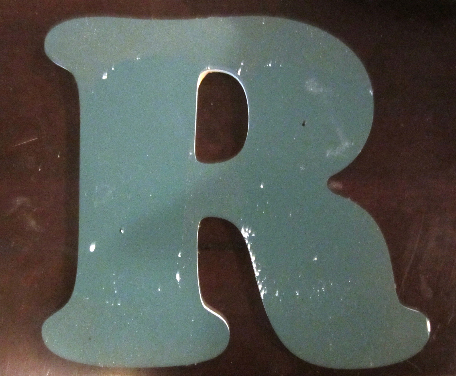 Medium Plastic Letters Indoor / Outdoor 8″ Paint able “R” 1/4″ Thick