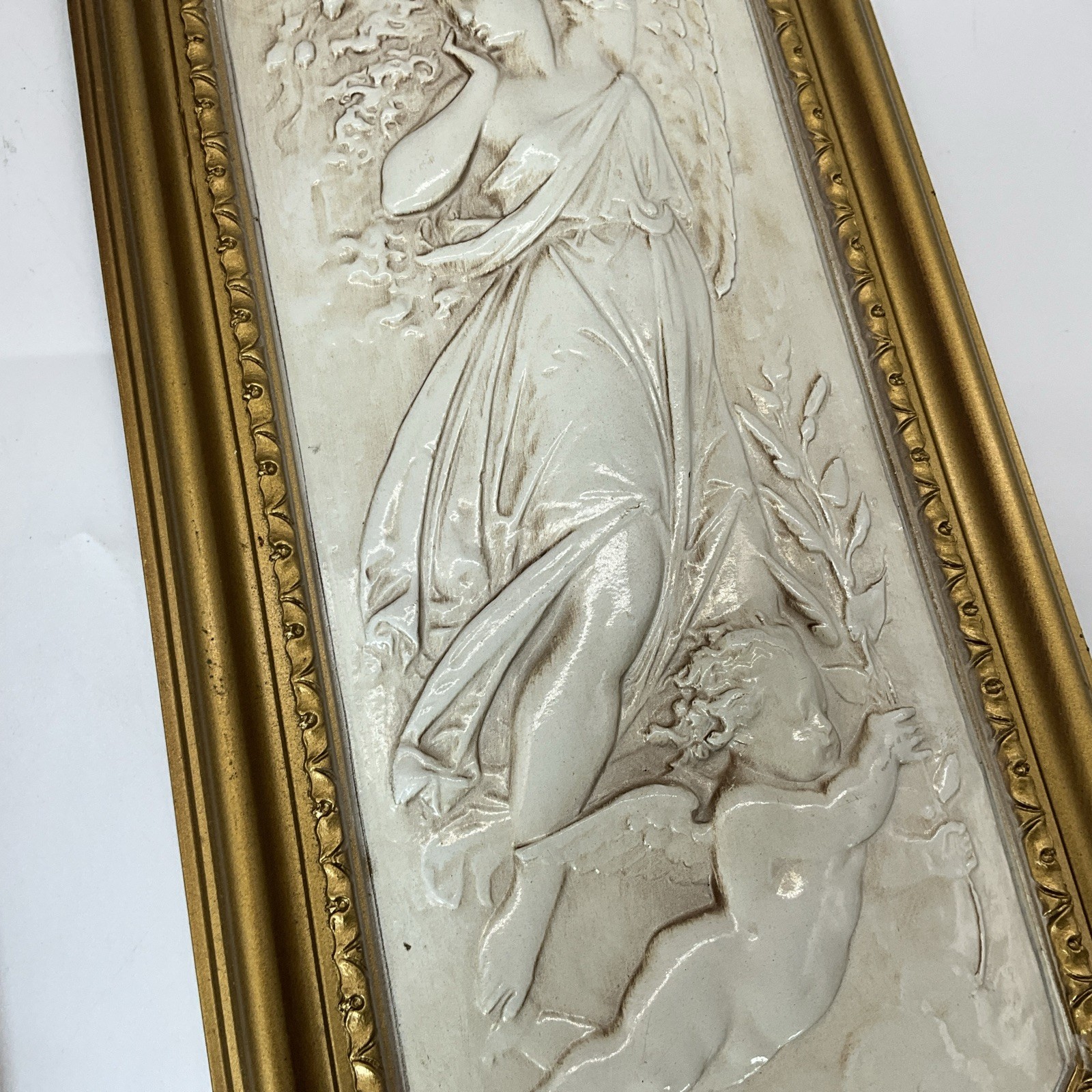 2 Vtg Homco Dart Plastic Decor Wall Plaques Art Nouveau Ladies W/ Cherubs 16 5/8
