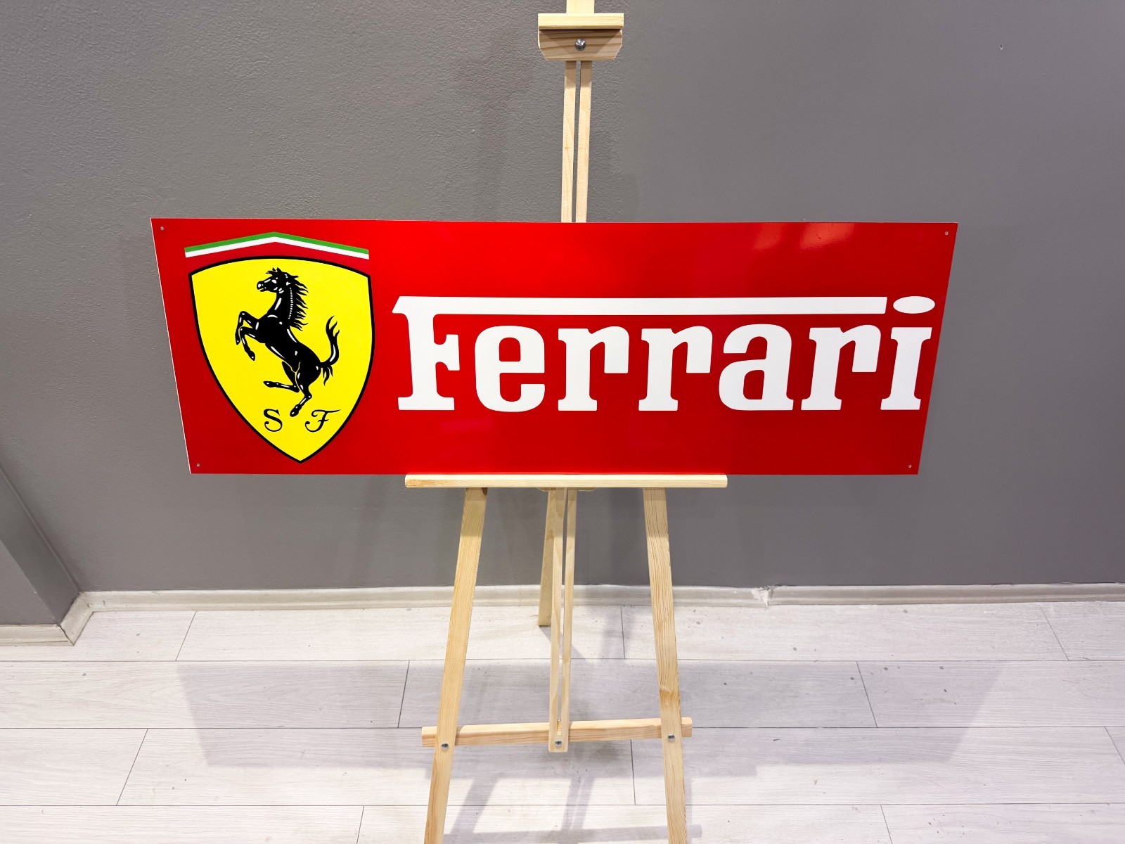 Ferrari Classic Logo – Garage Heavy Metal Sign – 118 × 40 cm (46.5” × 15.7”)