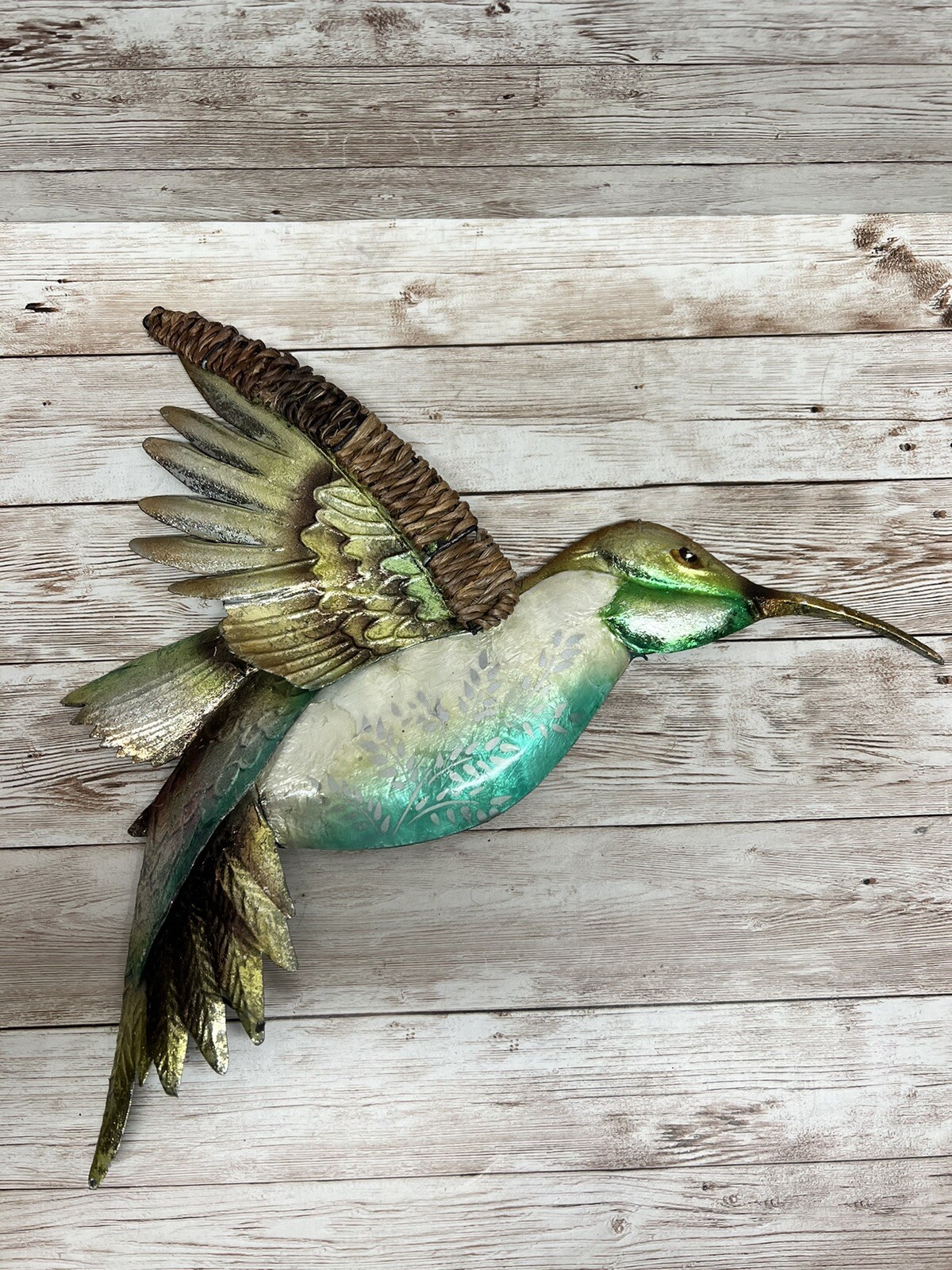 Beautiful Metal Foil Shiney Green Gold Weave Wing Hummingbird Wall Decor 13×10