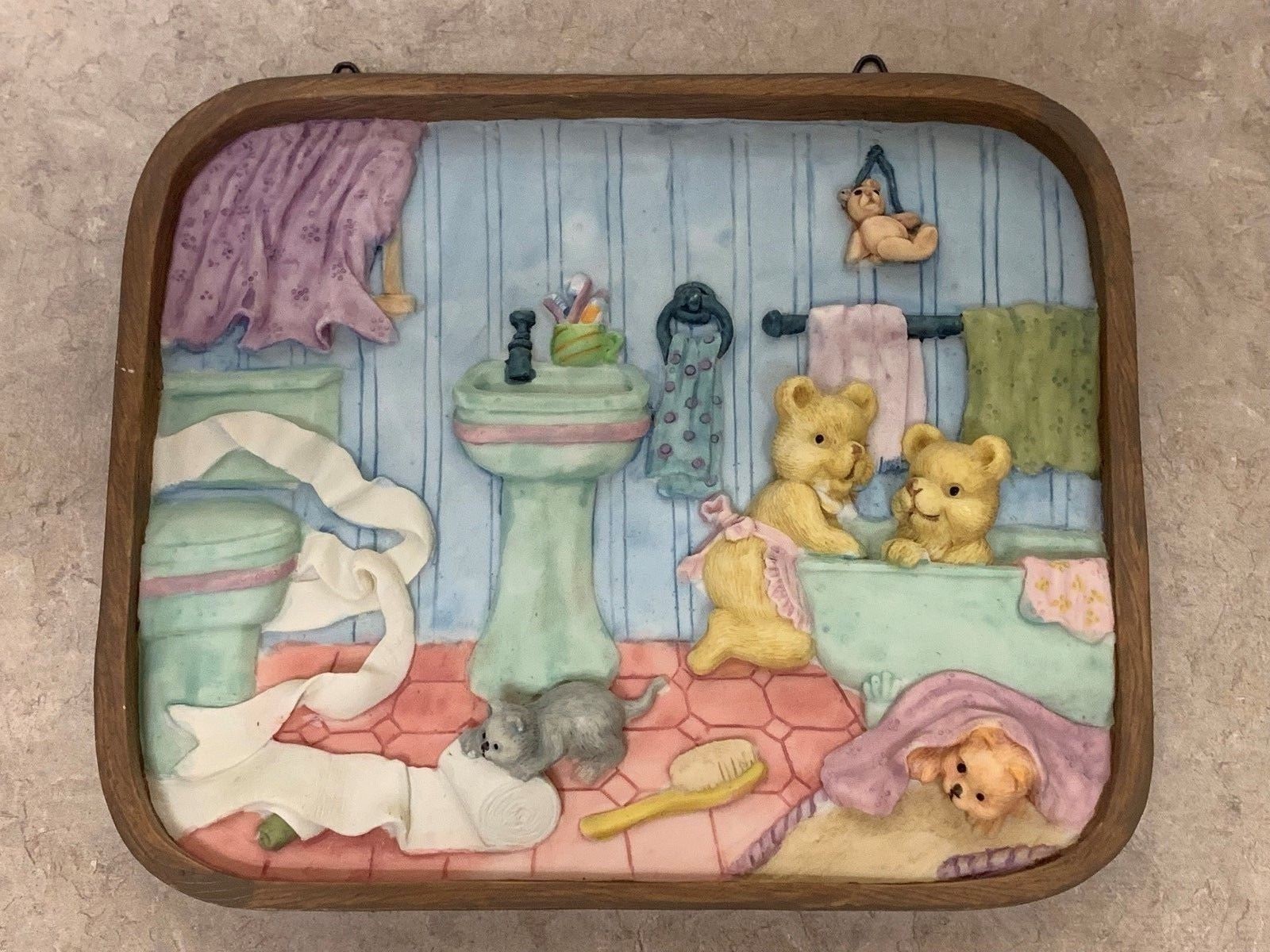 Bathroom Scene Ceramic Ornamental Wall Plaque NIB 7″L X 8 1/4″W X 3/4″D I1