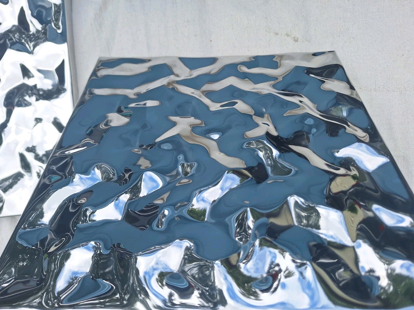 Crate&Barrel Metal Wall Decor 668-187 Axel Shiny Chrome Wall Ripple Pattern Art