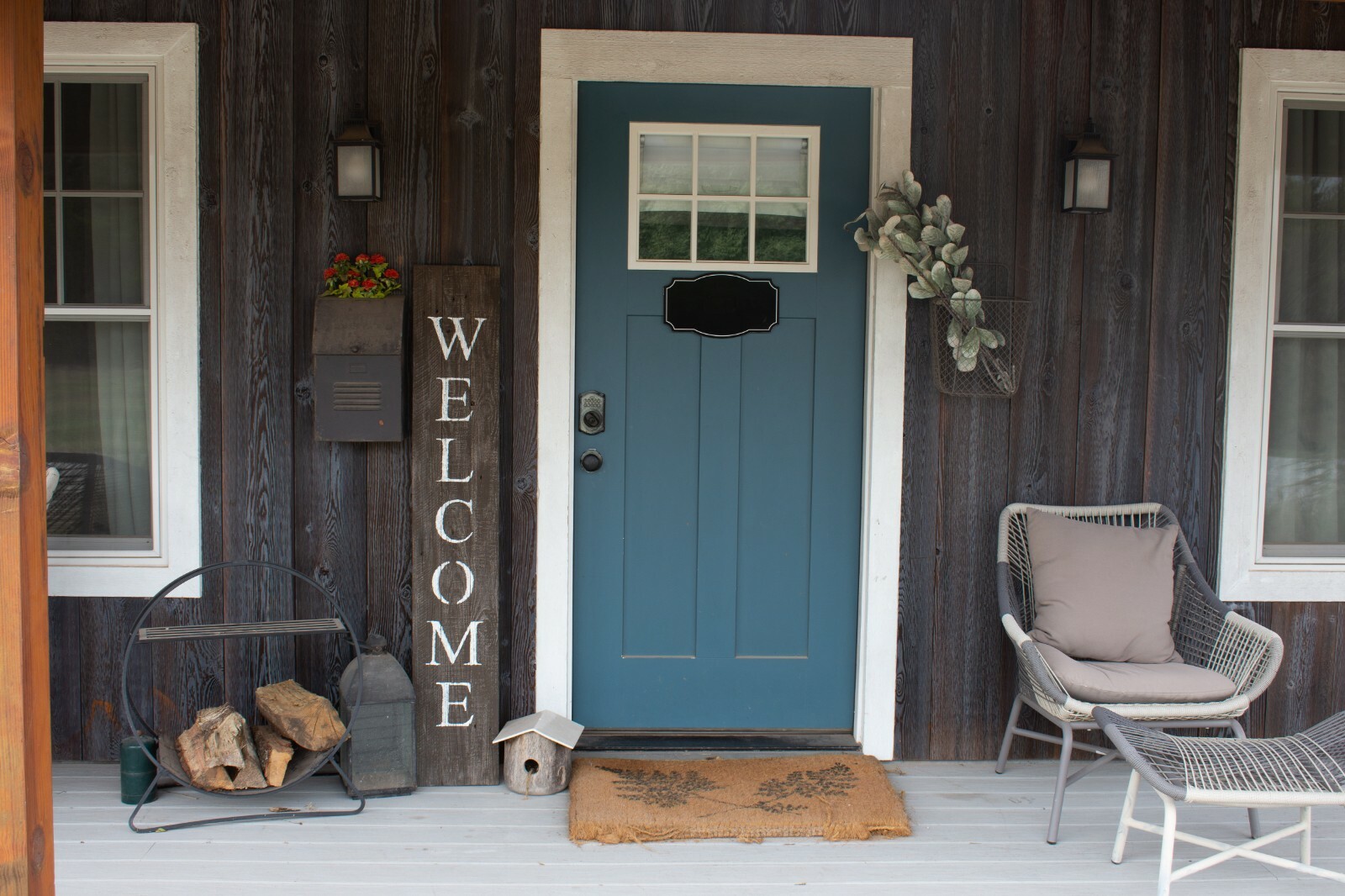 BarnwoodUSA Rustic Farmhouse 5ft Tall Front Porch Welcome Sign, 6 colors
