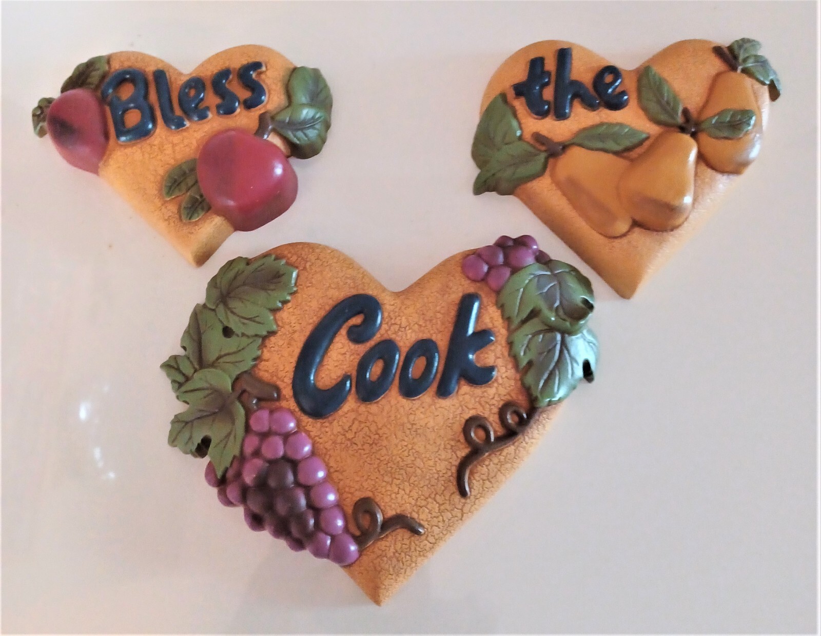Home Interiors Bless the Cook Heart Shaped Wall Art Grapes Pears Apples Fruit