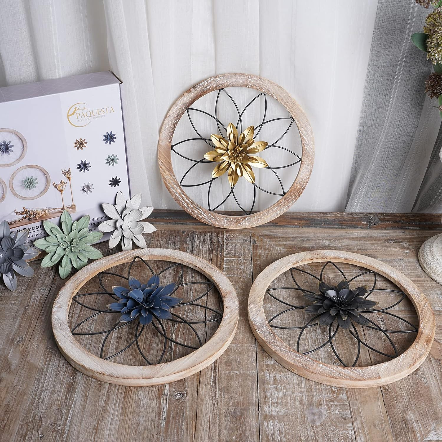 Paquesta 3 Piece round Farmhouse Wall Decor with 6 Piece Interchangeable Flowers