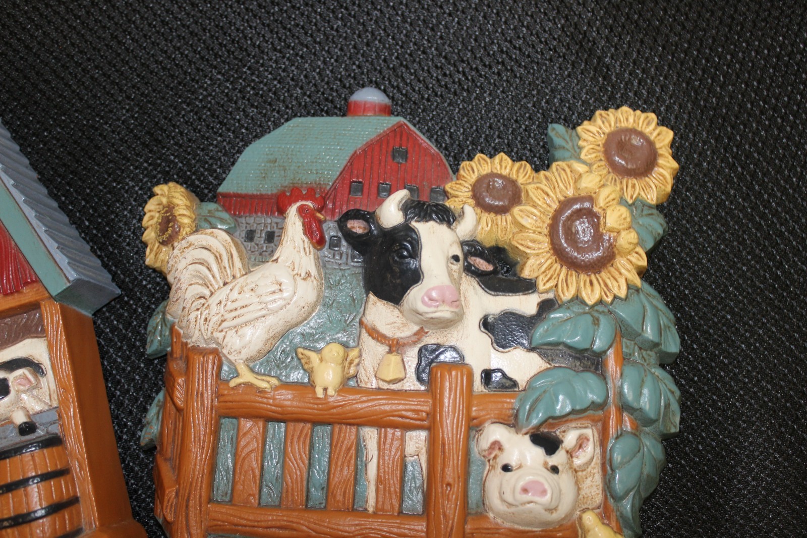 Set of two Home Interiors and Gifts wall plaques cow, chicken, pig, barn