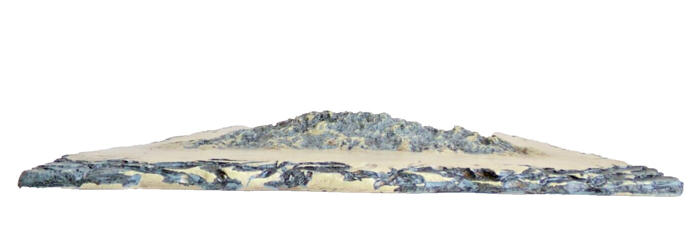 Decoline Hand Painted 3D Resin Plaque Hanging Castle, Wall Art 13.25″, Set of 2