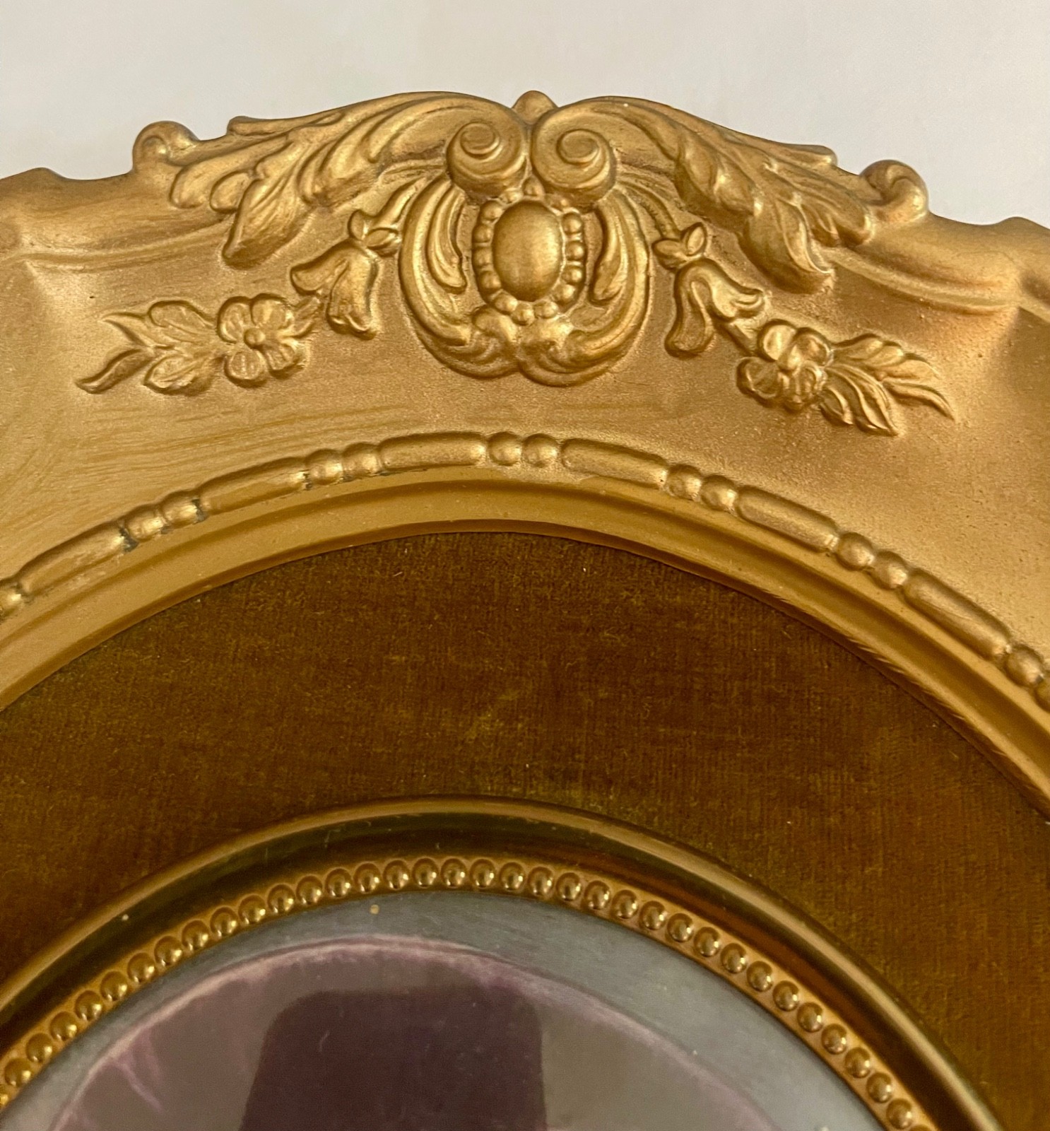 Vintage Cameo Creations Oval Gold Framed Wall Plaques Pair Joseph Steiler
