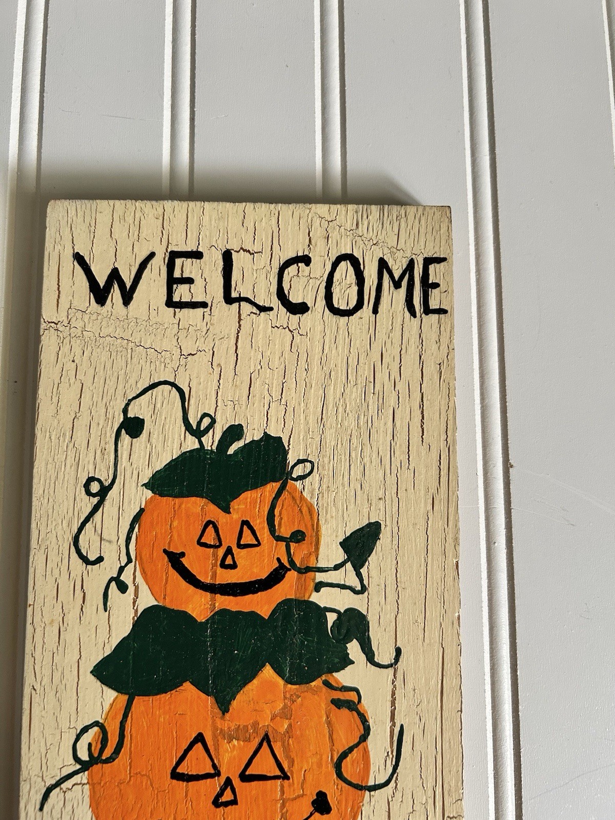 Vintage Handpainted Halloween Welcome Wood Sign, Pumpkins Rustic Chipped Paint