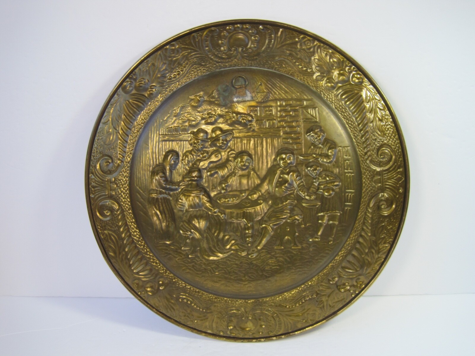 VTG Brass Repousse Wall Plate Tavern Scene Hand Made Home Decor Plaque 14″ D