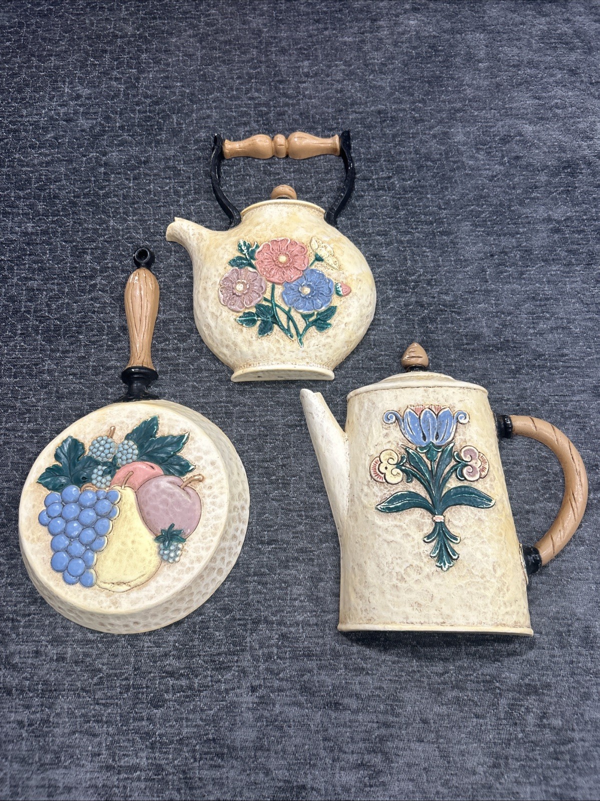 3 piece vintage 1995 set of Homco/Home Interiors kitchen wall decor plaques