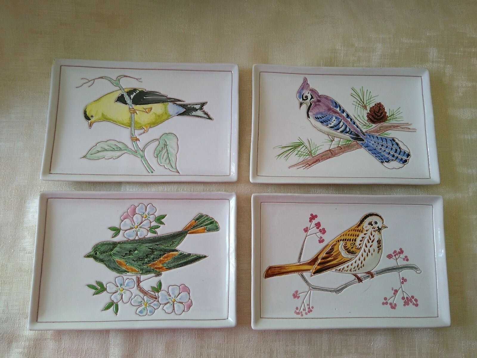Set of 4 Bird Plaques / Wall Hangings Made in Italy 7 1/4″ x 4 3/4″ Plate# Z114
