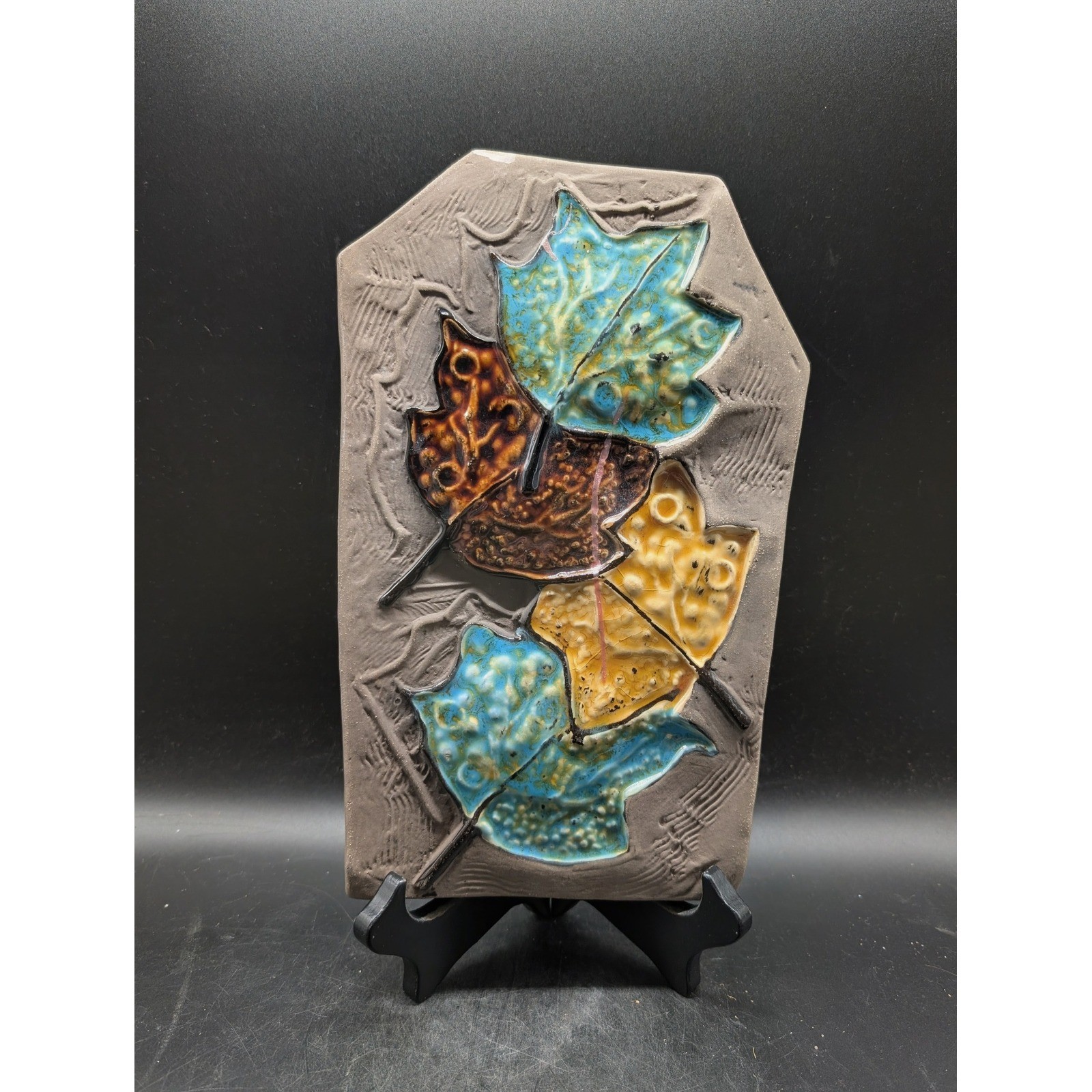 Vintage LE Sweden 0137 E Handcrafted Glazed Leaf Ceramic Wall Plaque Art 10.5″