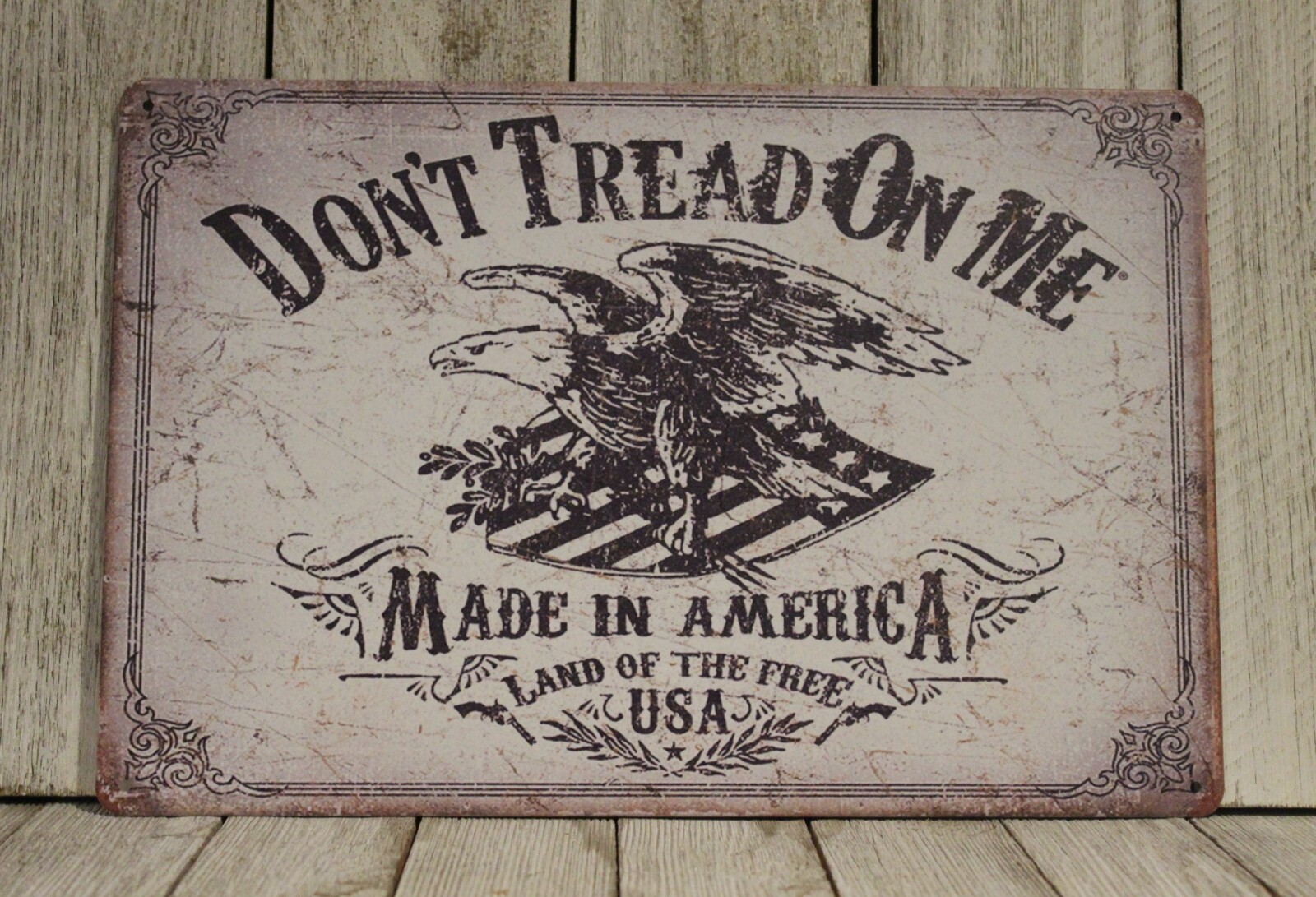 Gadsen Flag Tin Sign Metal Don’t Tread on Me Gun Rights Shop Rustic Vintage Look
