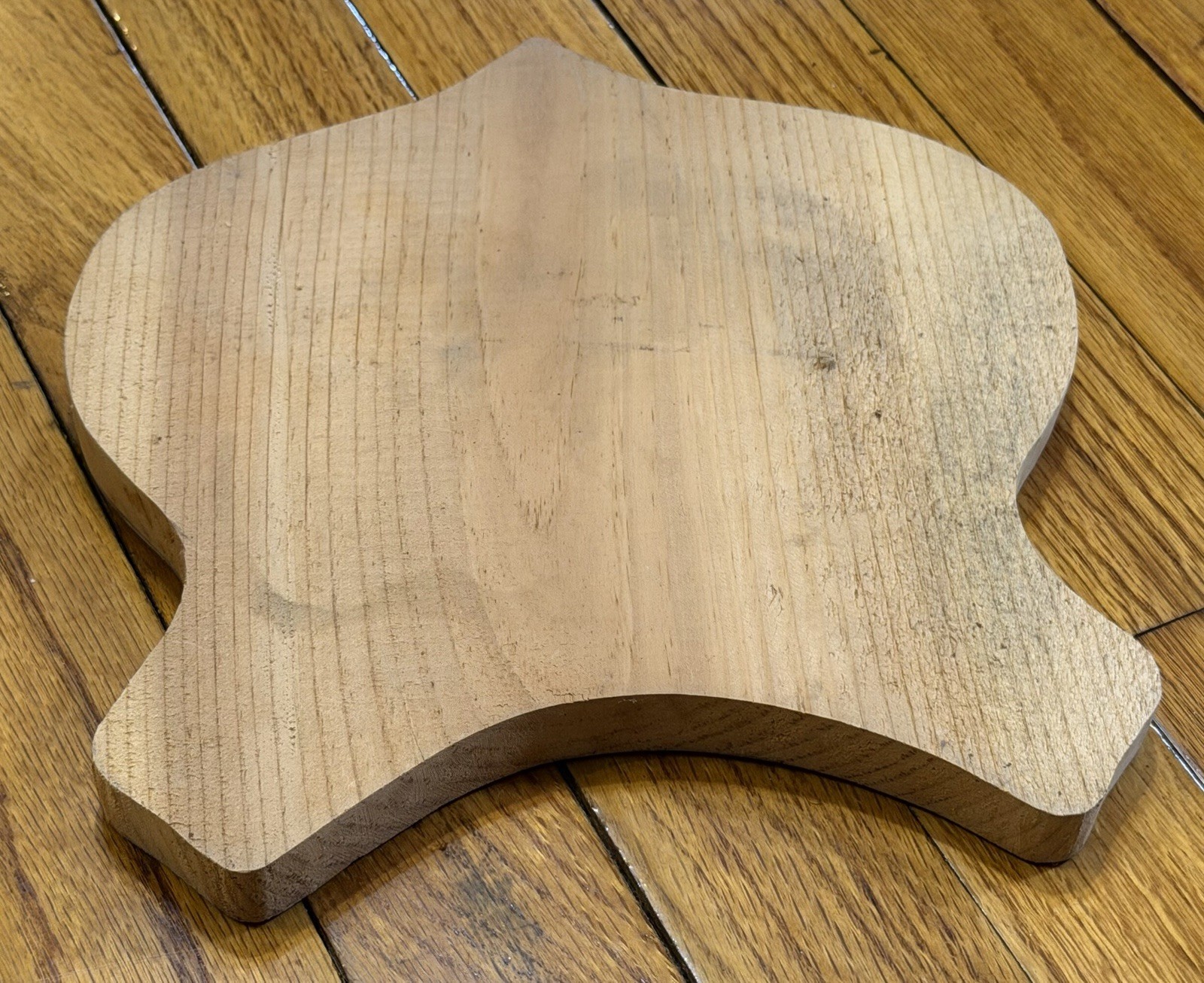 Wooden Chevron Shaped Plaque Backboard Approx 8.5″x8.5″
