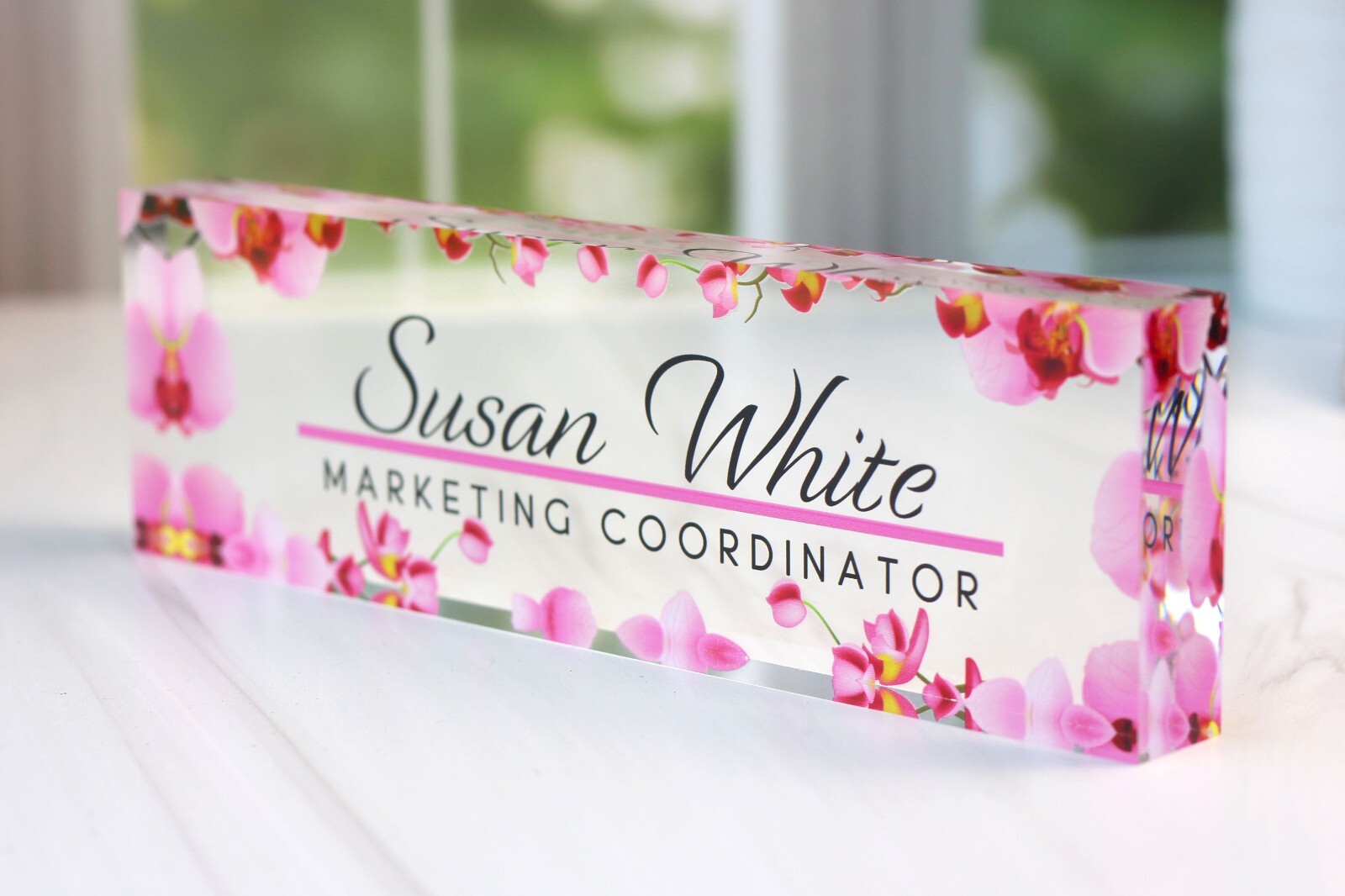 Personalized Clear Acrylic Glass Name Plate Plaque for Desk Flower Decor CAB01FW