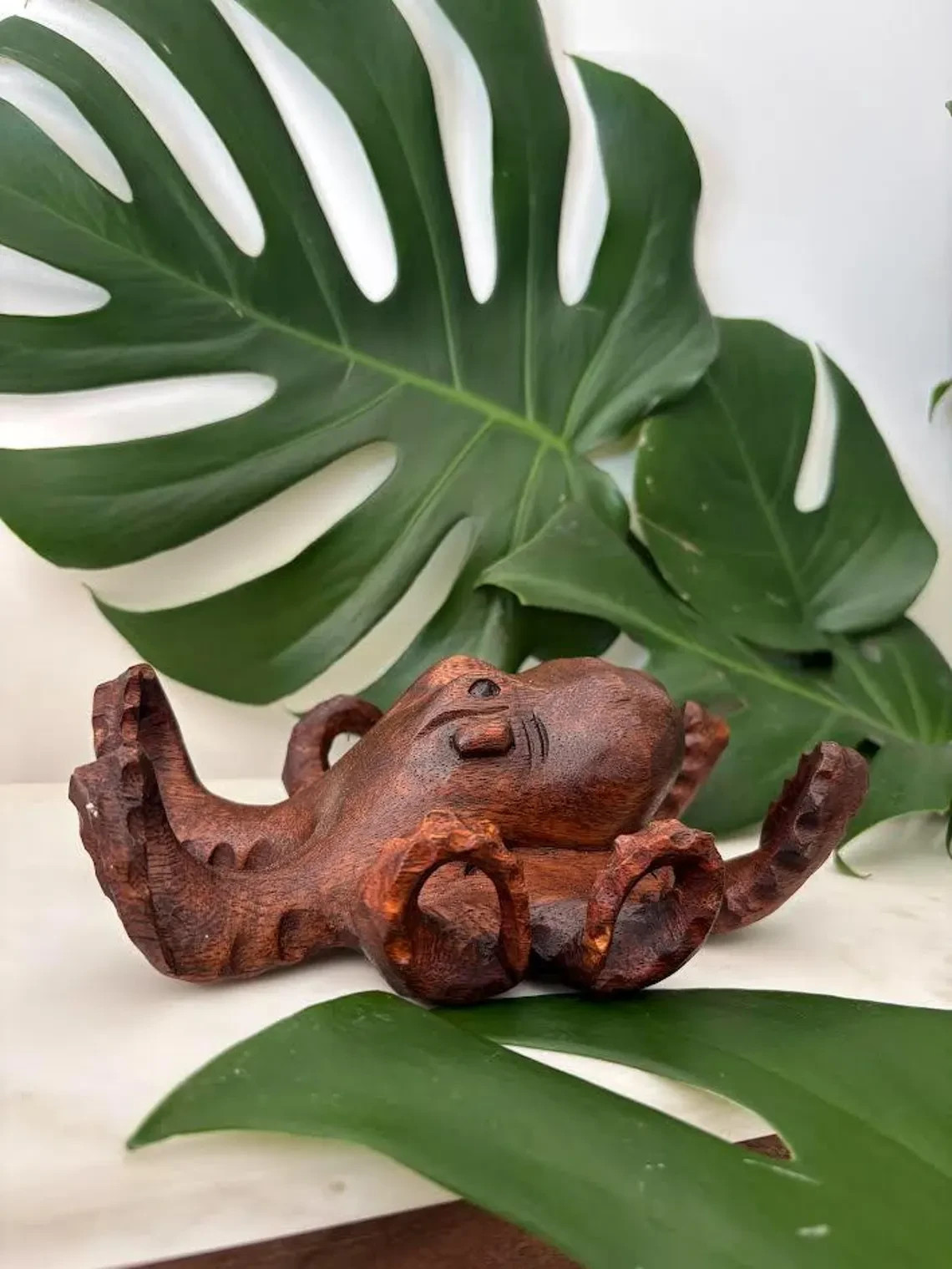 Hawaii Hand Made Home Decor Solid Wood 8″ Octopus Figure Carving