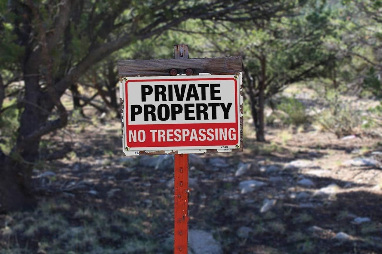 Easy Install 10×14 Inch No Trespassing Signs – 4 Pack Aluminum for Your Property